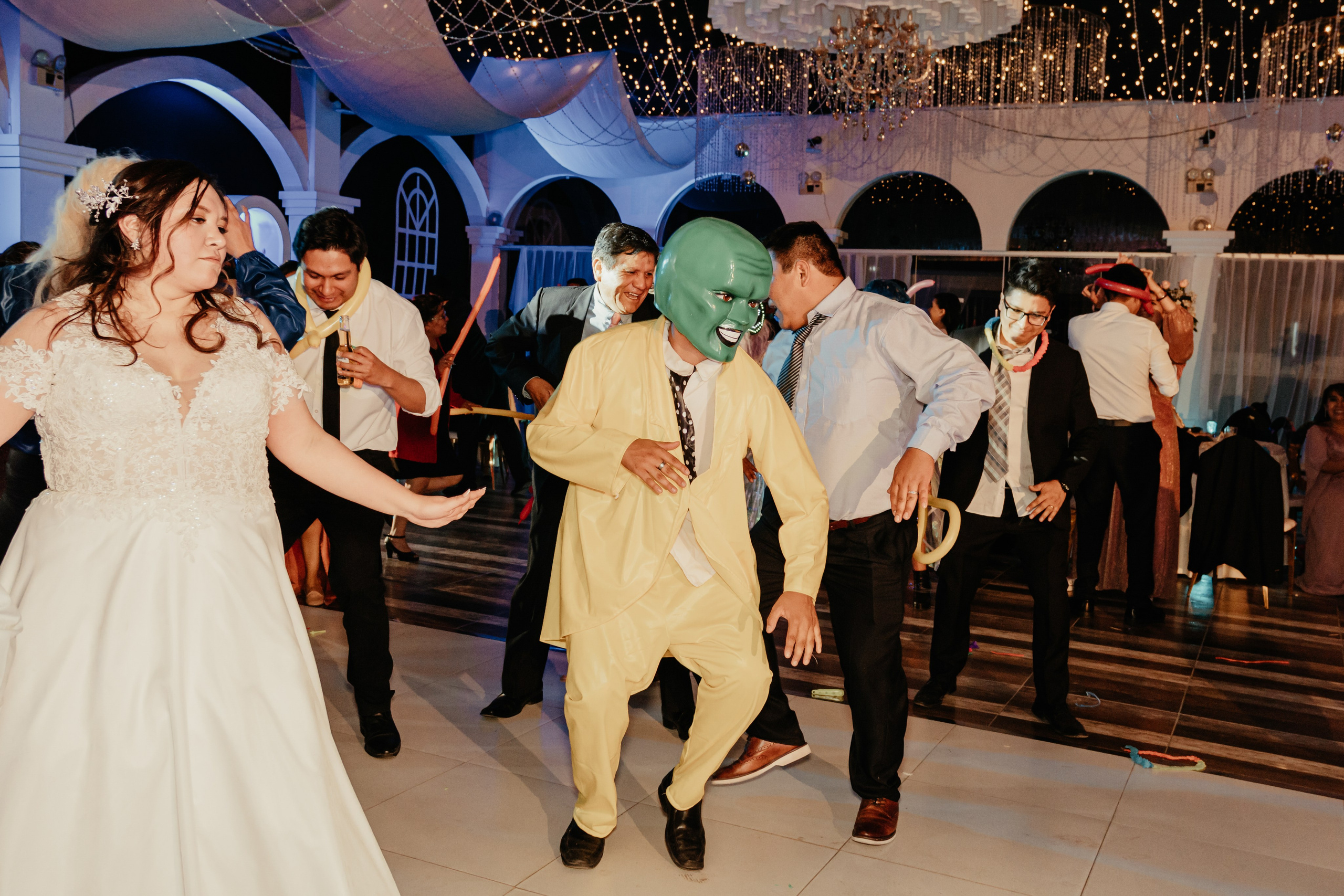 VANIA + LUIS BODA CIVIL. Studio KVTA | Fotografía y Video de Bodas en Arequipa