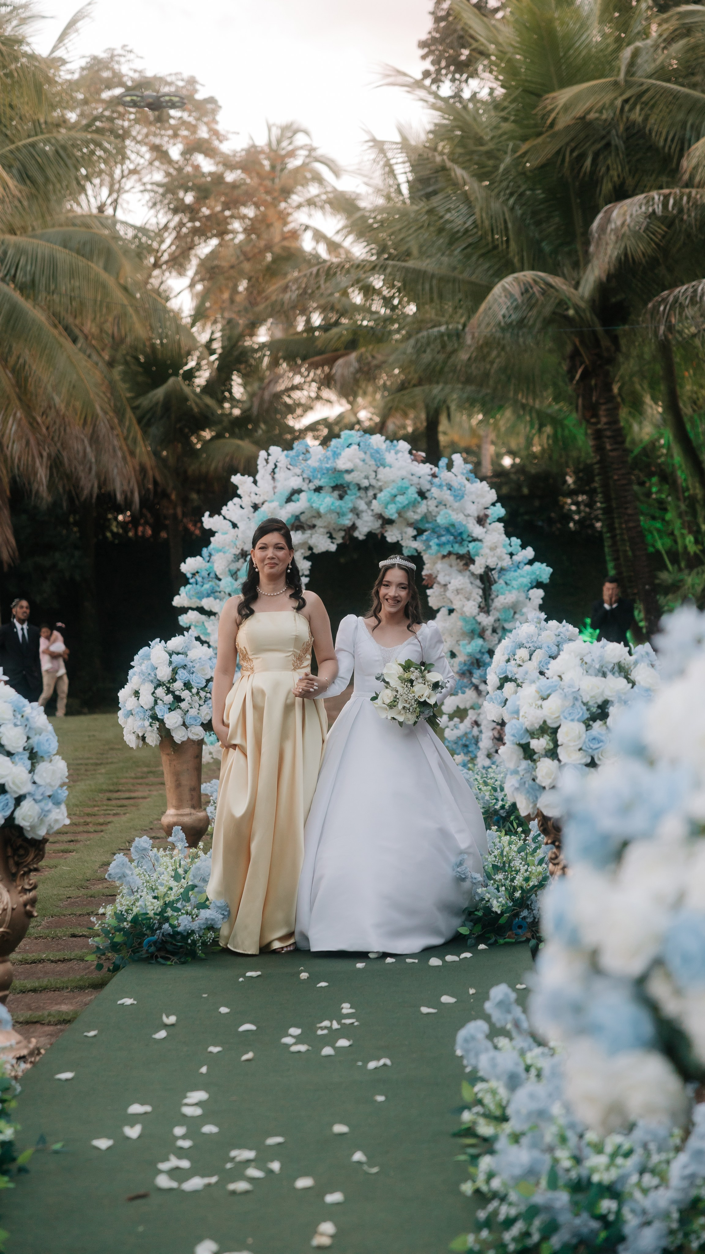 Thays e Thalinson. Fotógrafo de Casamento em Itumbiara-GO: Lorran Martins Fotografia