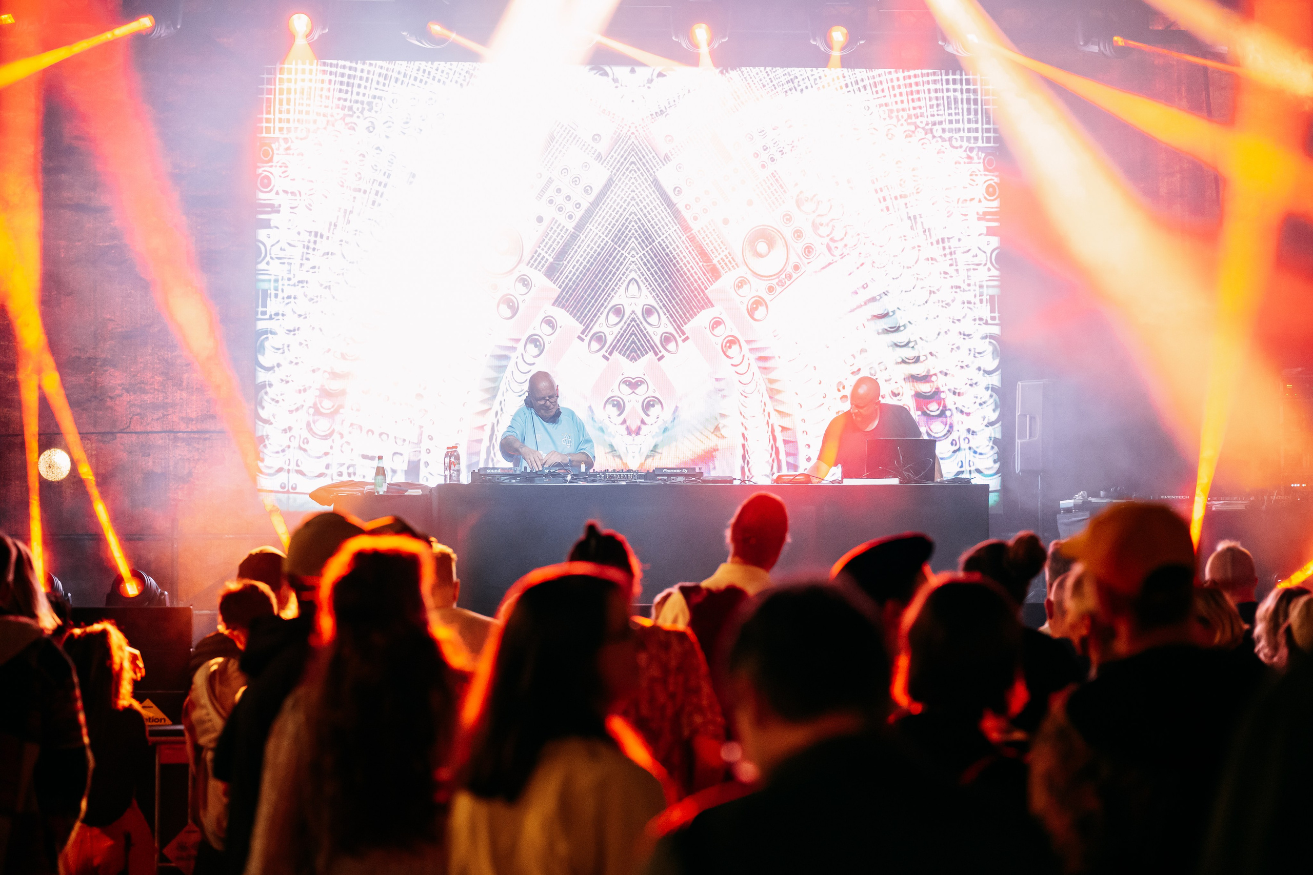 Station Narva 2025. Jelizaveta Gross - reportaaži- ja portreefotograaf Narvas