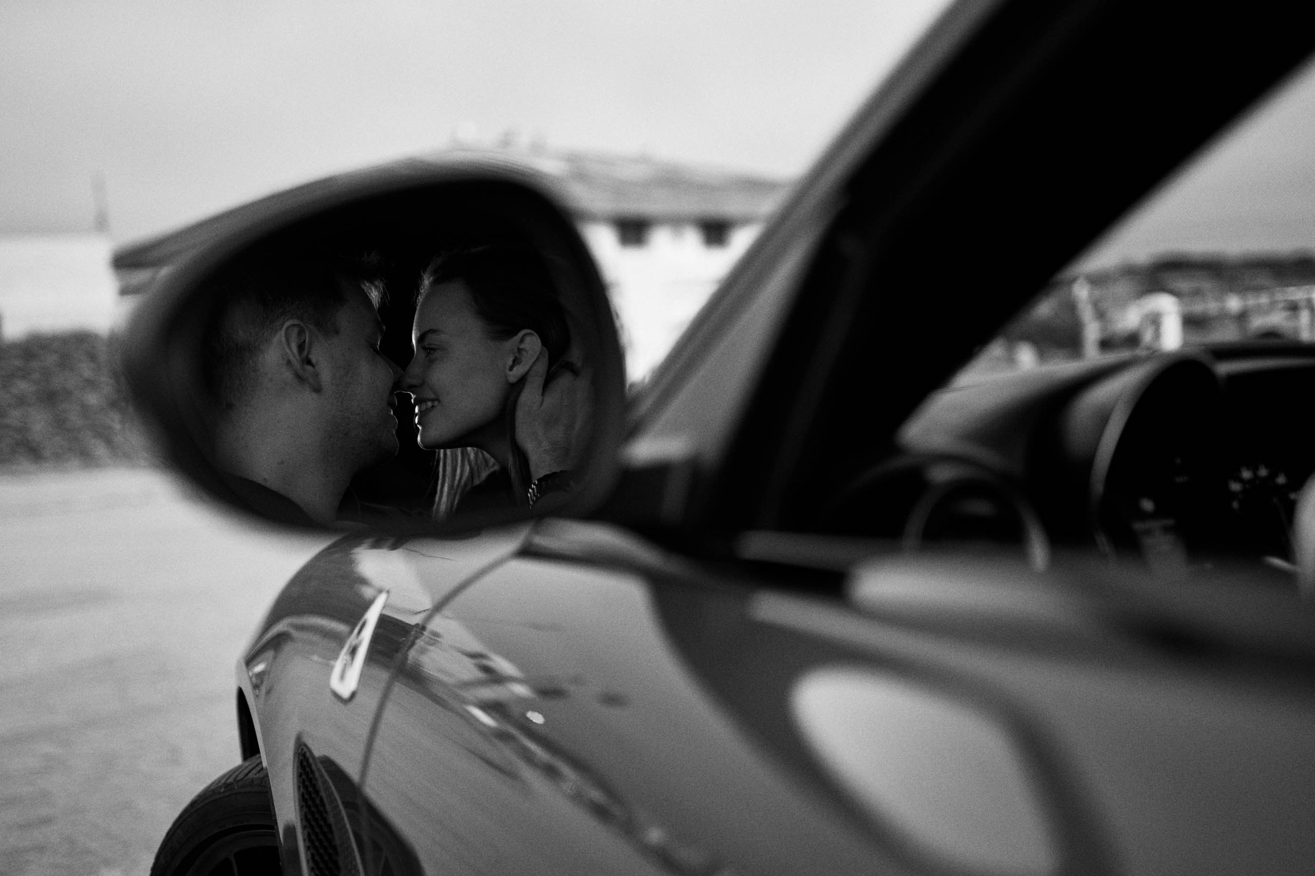 Ocean Beach Couple Photoshoot in San Francisco — Candid Lifestyle Sunset Session by Bay Area Life Studio. Bay Area Life | Event, Wedding & Commercial Photography Agency
