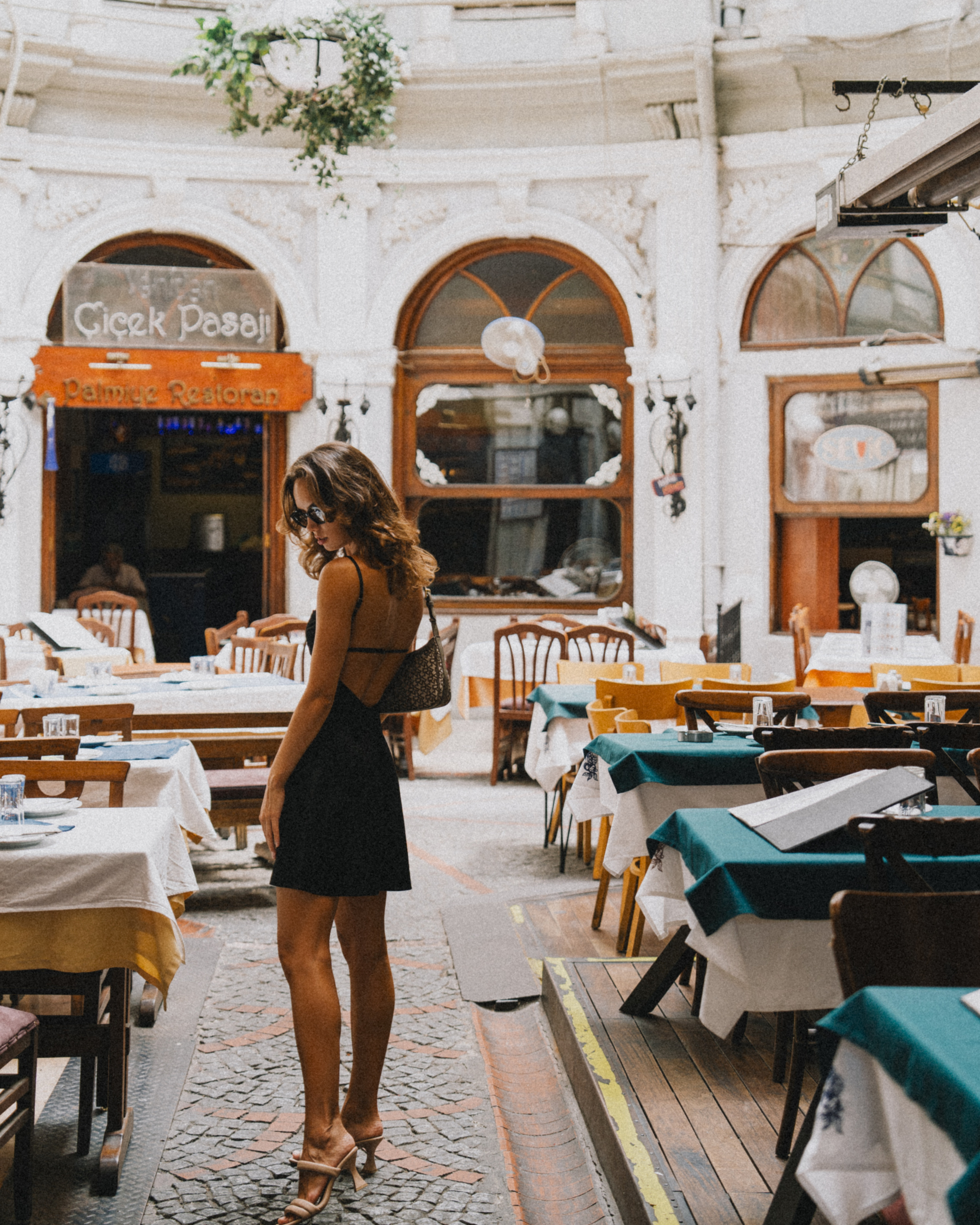 Lera. Даша Родина женский фотограф в Стамбуле
