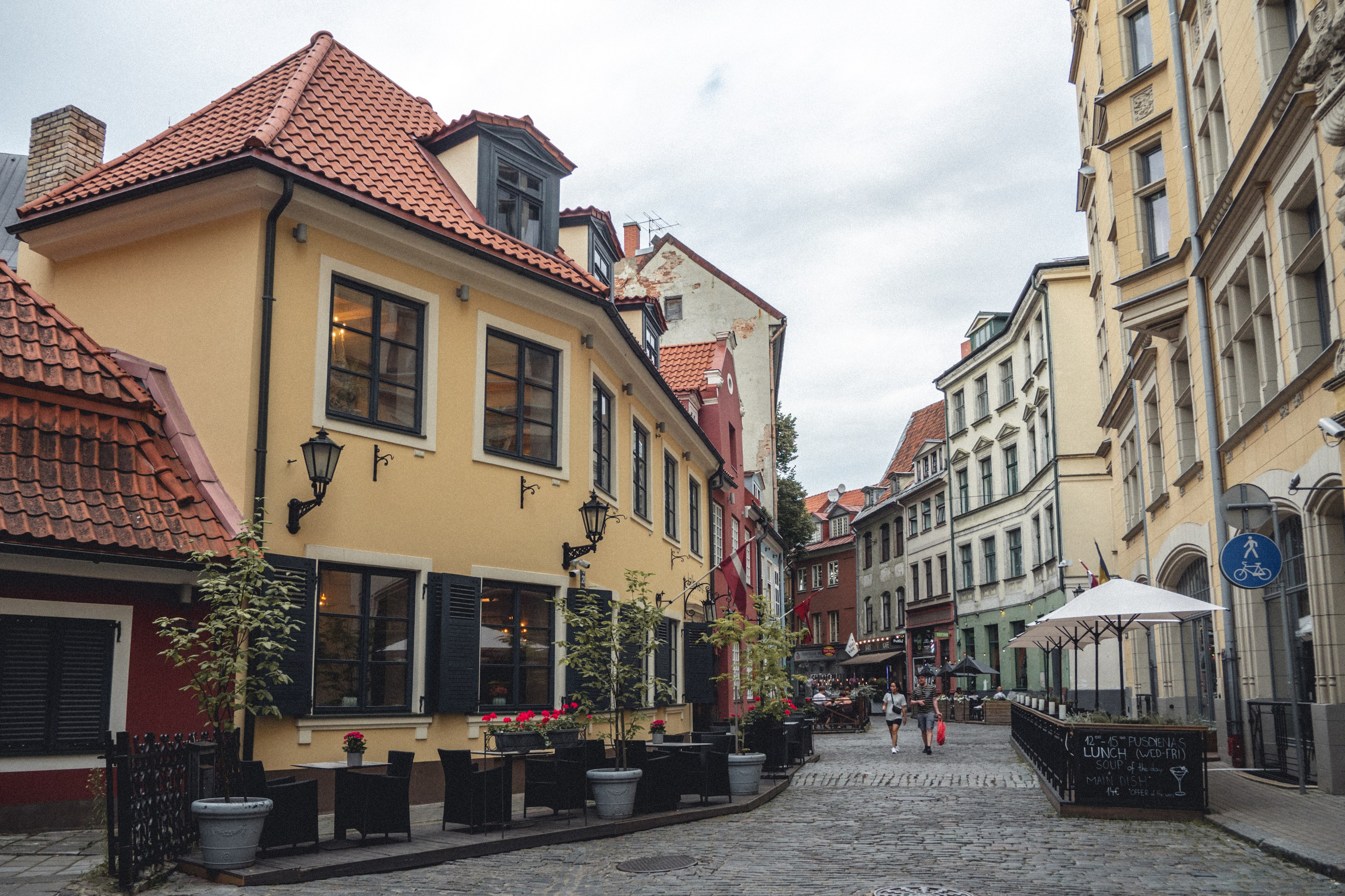 Voyage à Riga. Photographe sur Cote d’Azur. Portraits de familles, couples, enfants, événements