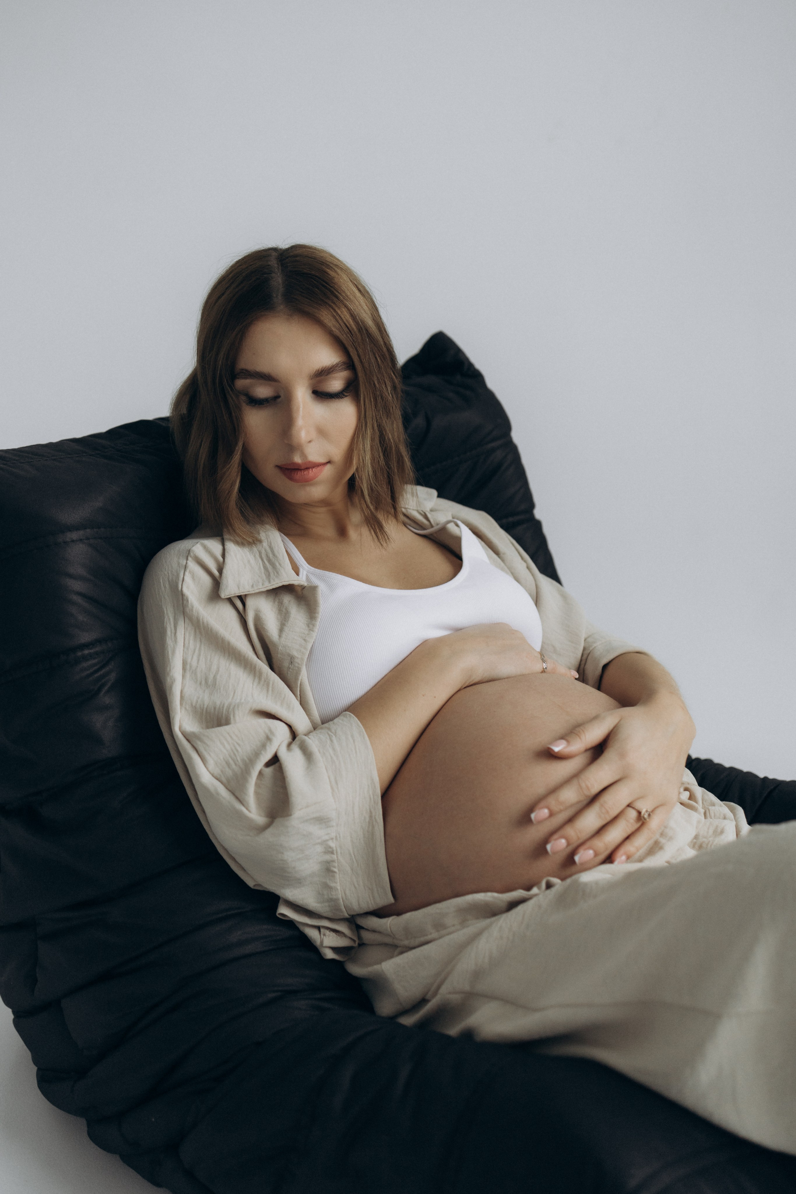 Pregnancy. Photographer in Milton Keynes, Northampton & London — Wedding, Family & Portrait Photography