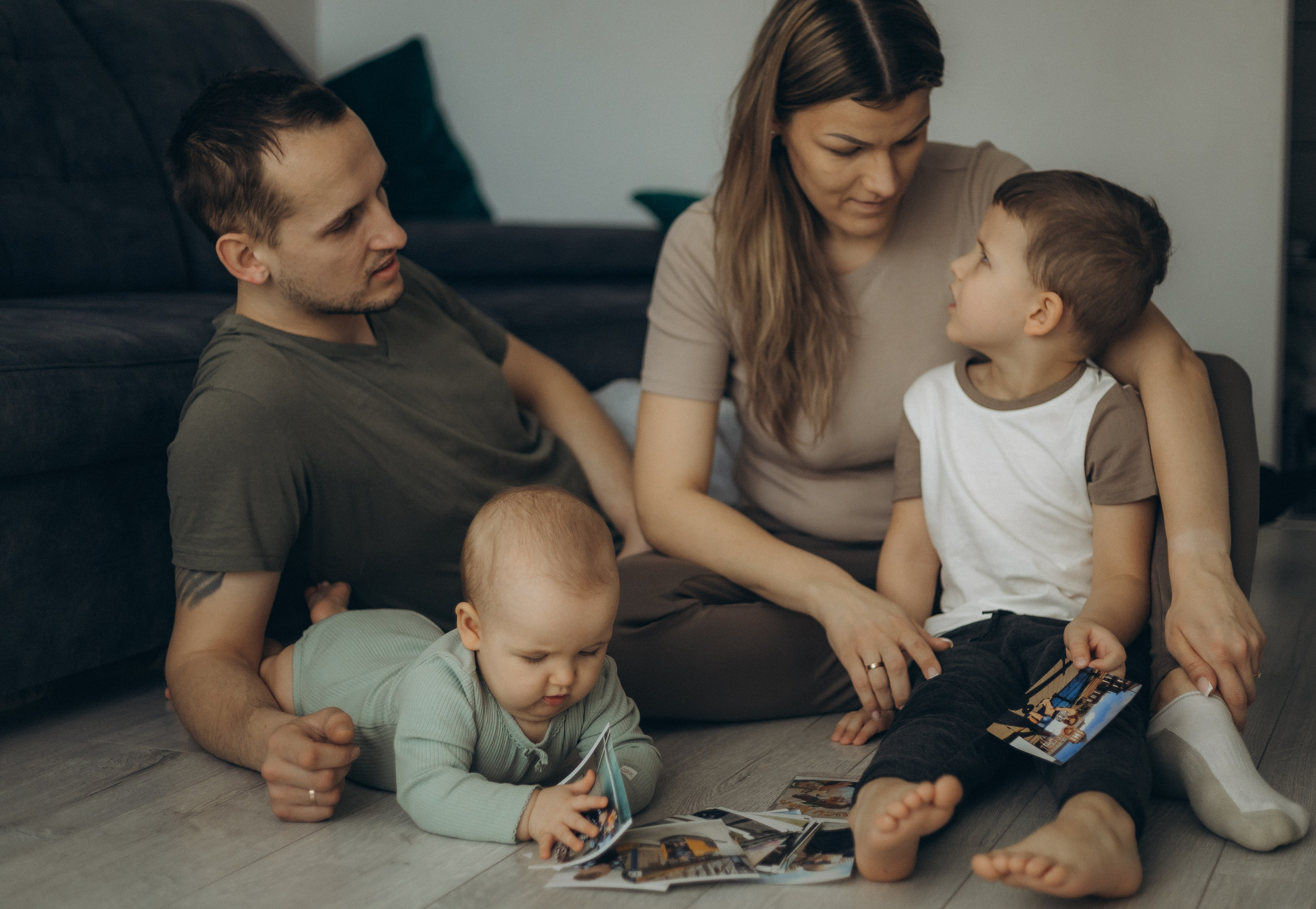 SENDIJAS ģimene. GALVENĀ