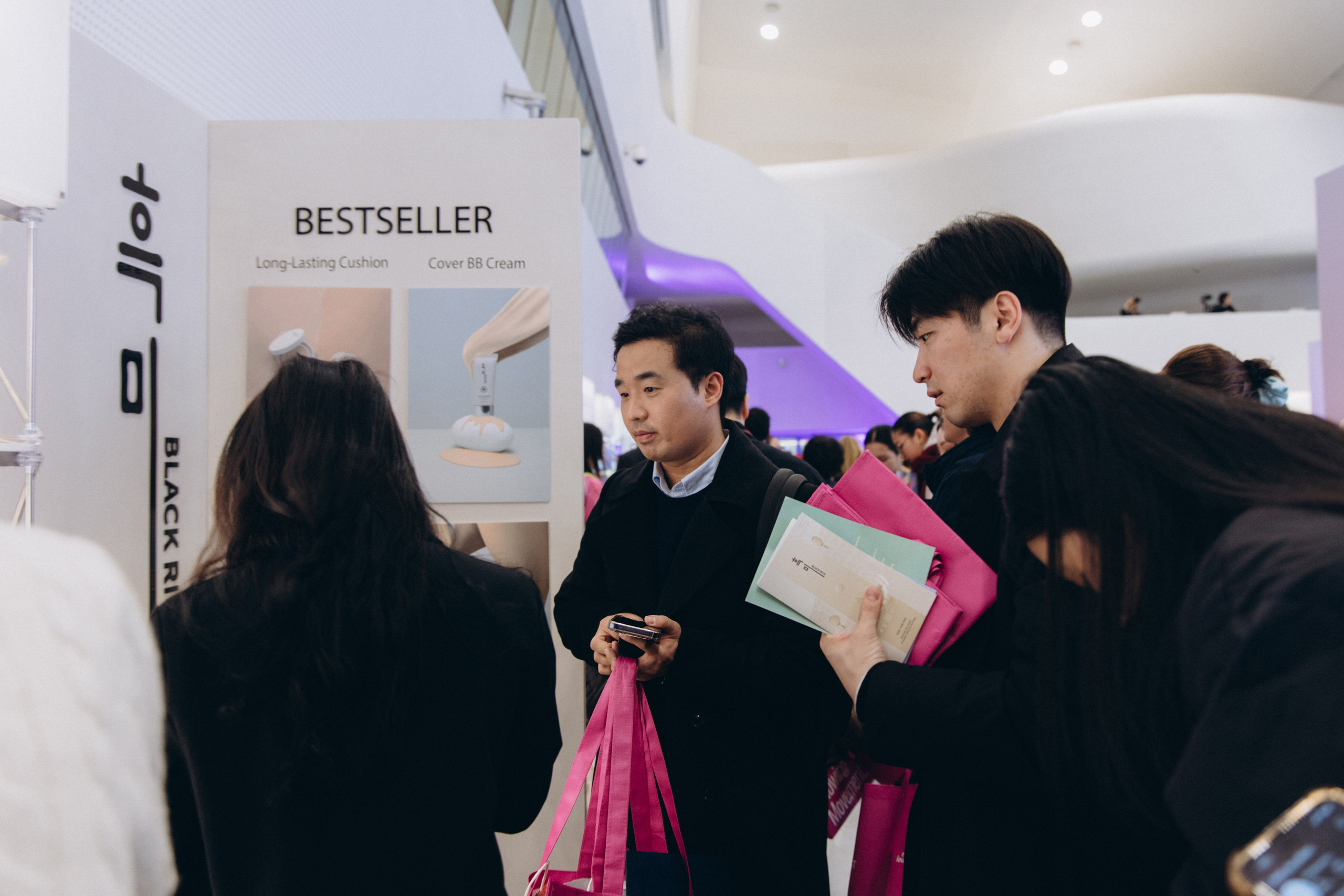 Seoul beauty expo 2025 (Black Rice). Portrait photographer in South Korea Olga Lian