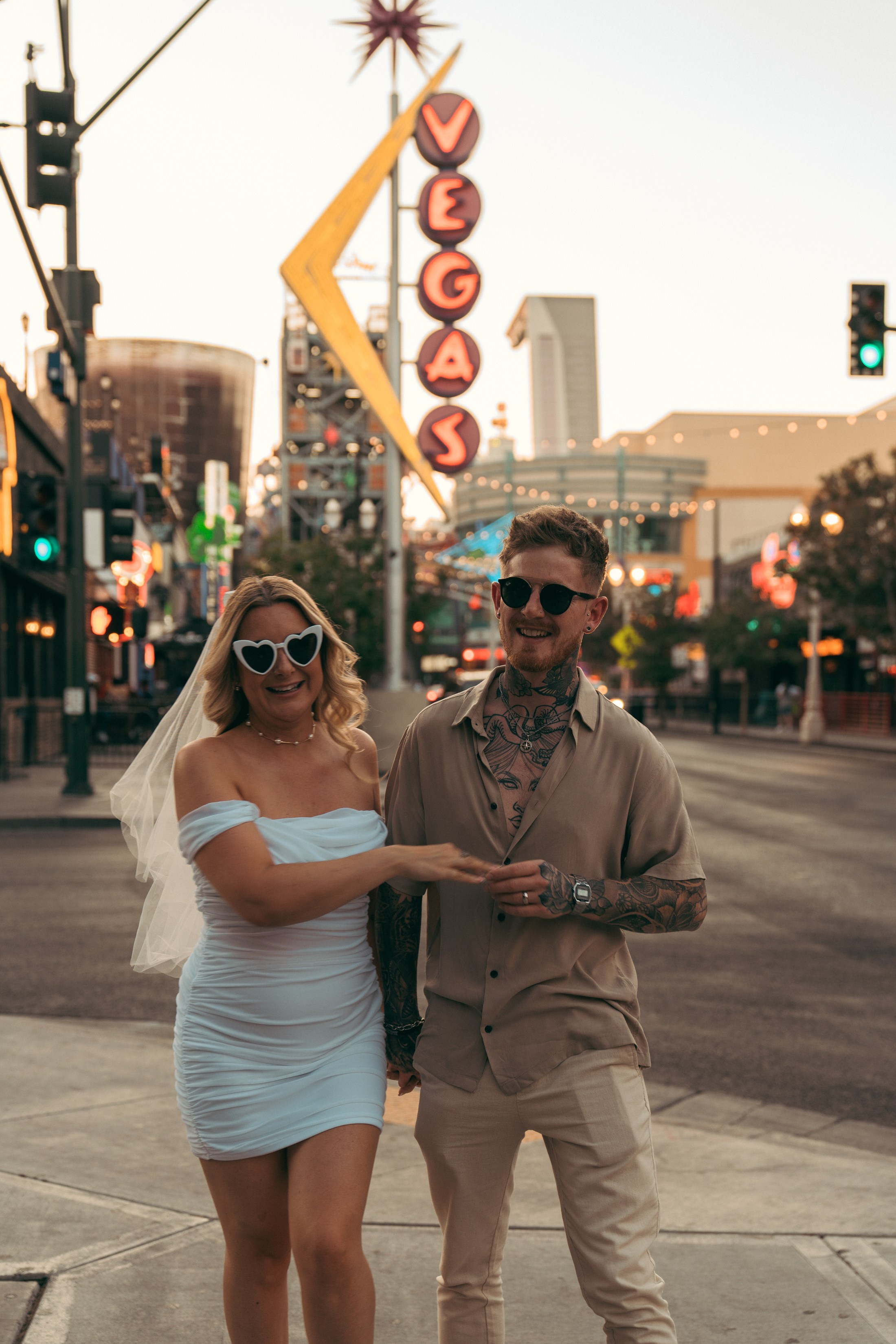 Nia& Joe. Wedding & elopement photographer Viktoriya Kravtsov. Las Vegas