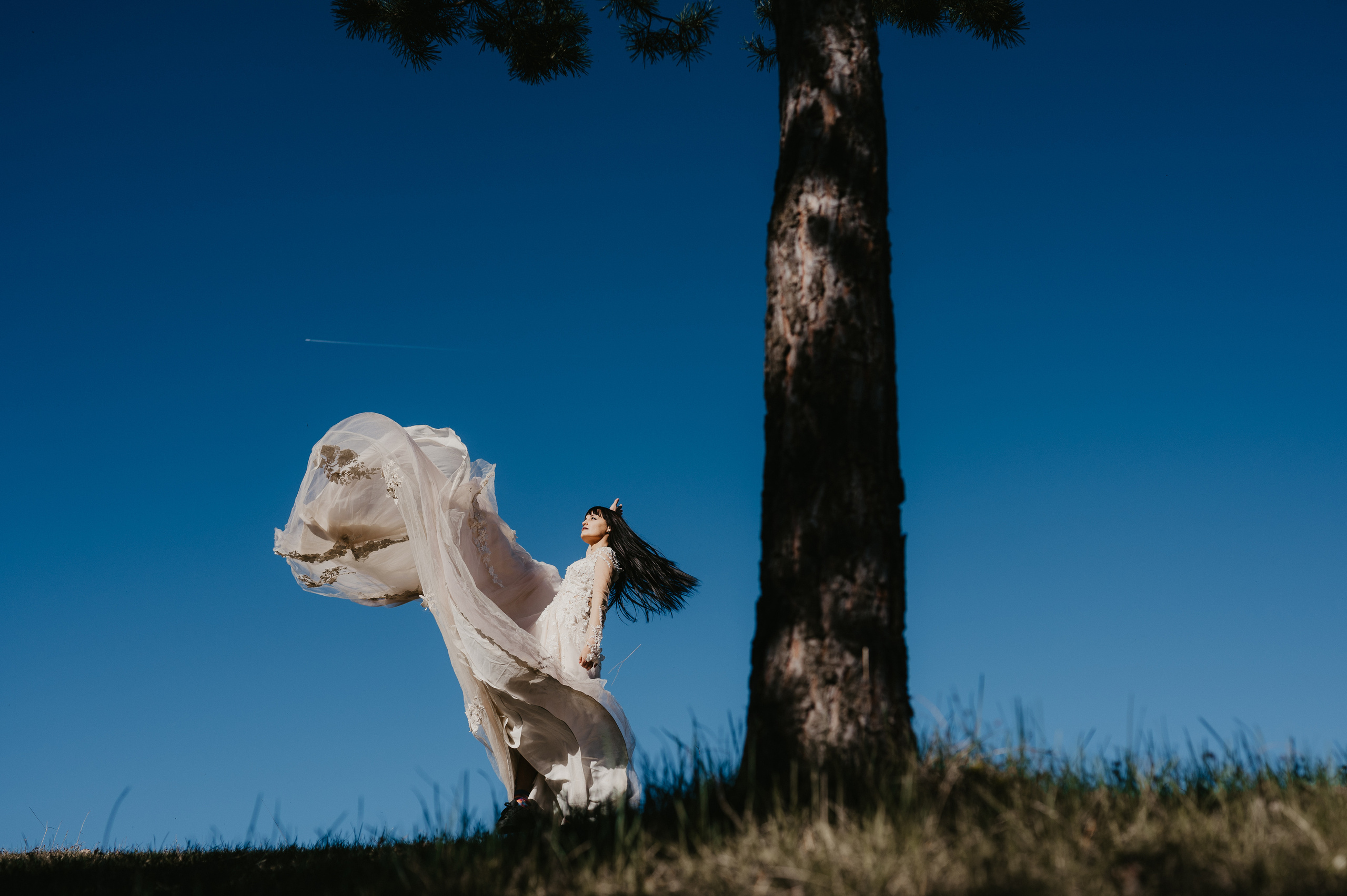 Cosmin si Irina: Povestea iubirii din Ponoarele, Mehedinti. Valentin Melen - fotograf de nunta 🤍