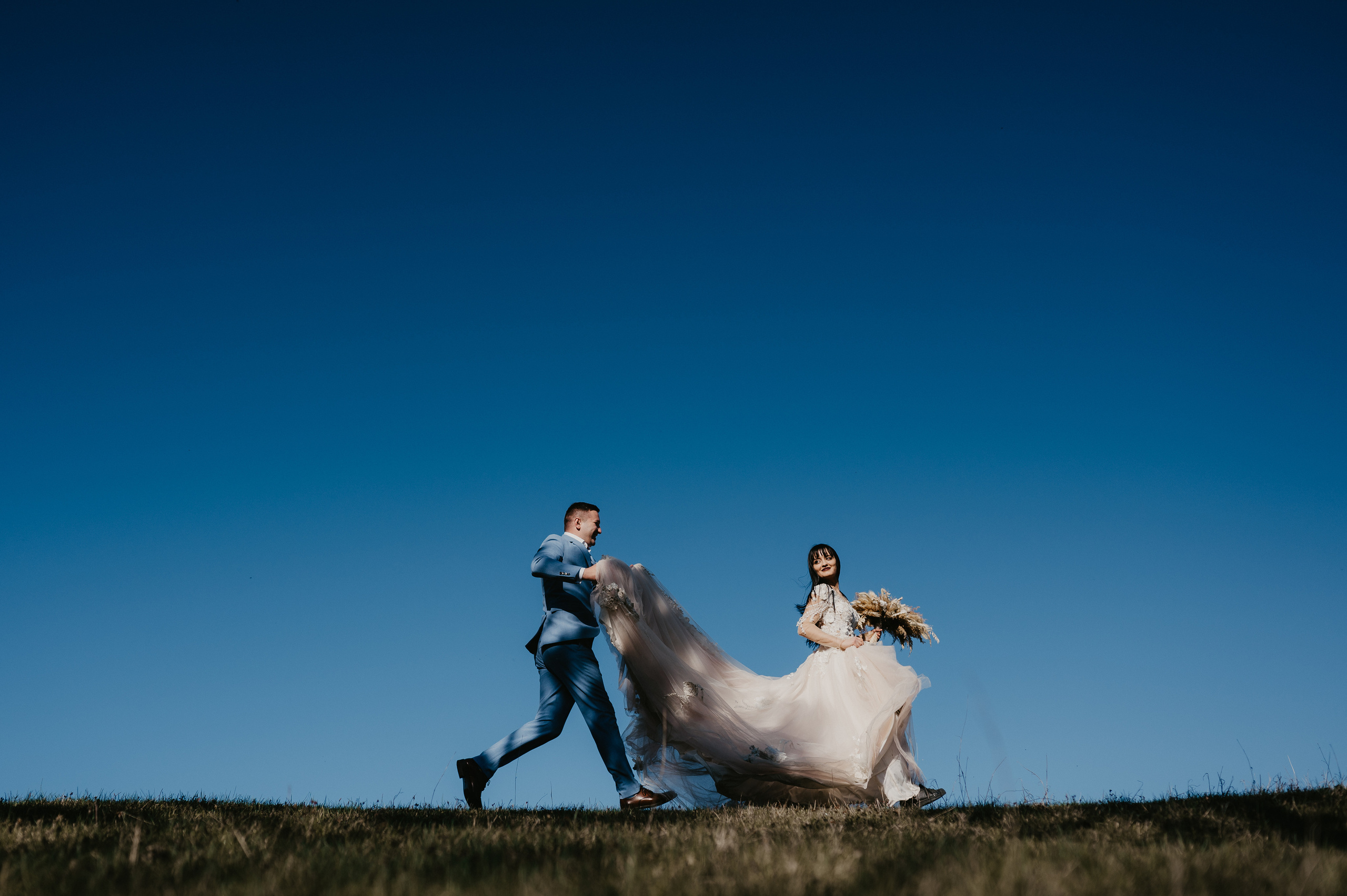Cosmin si Irina: Povestea iubirii din Ponoarele, Mehedinti. Valentin Melen - fotograf de nunta 🤍