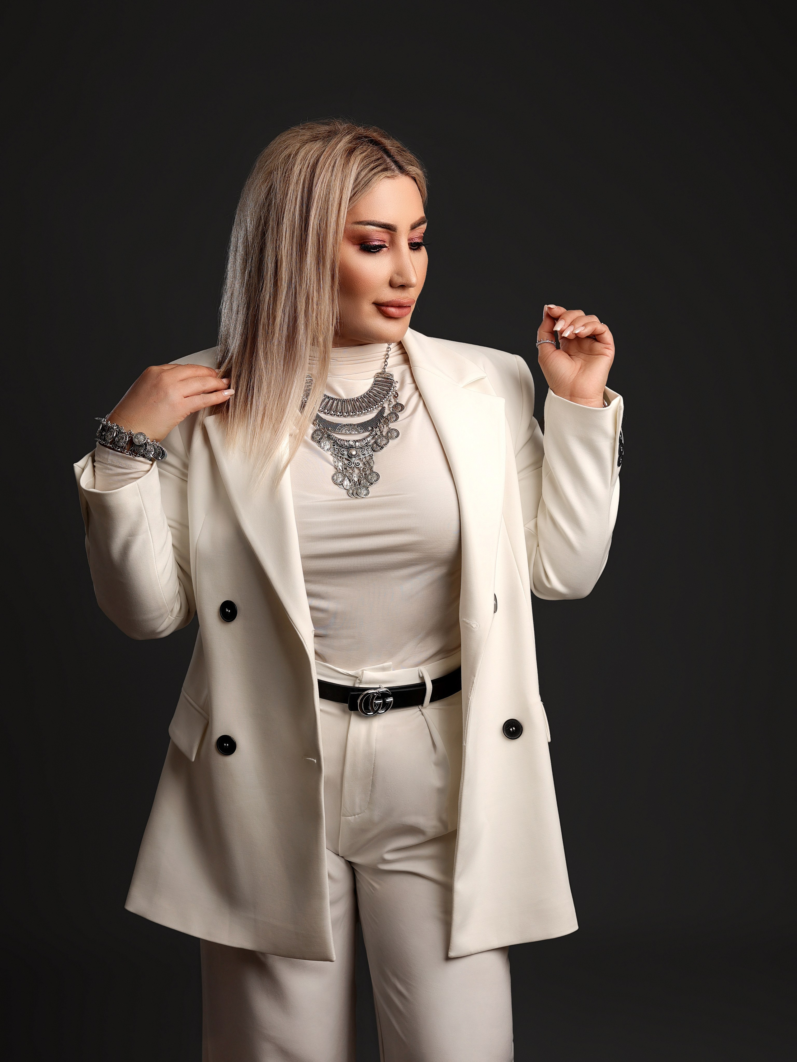 Damen Shooting Fotos Marienhafe Norden Aurich Emden Leer. Familien- Fotografin in Marienhafe, Aurich, Emden, Norden, Leer