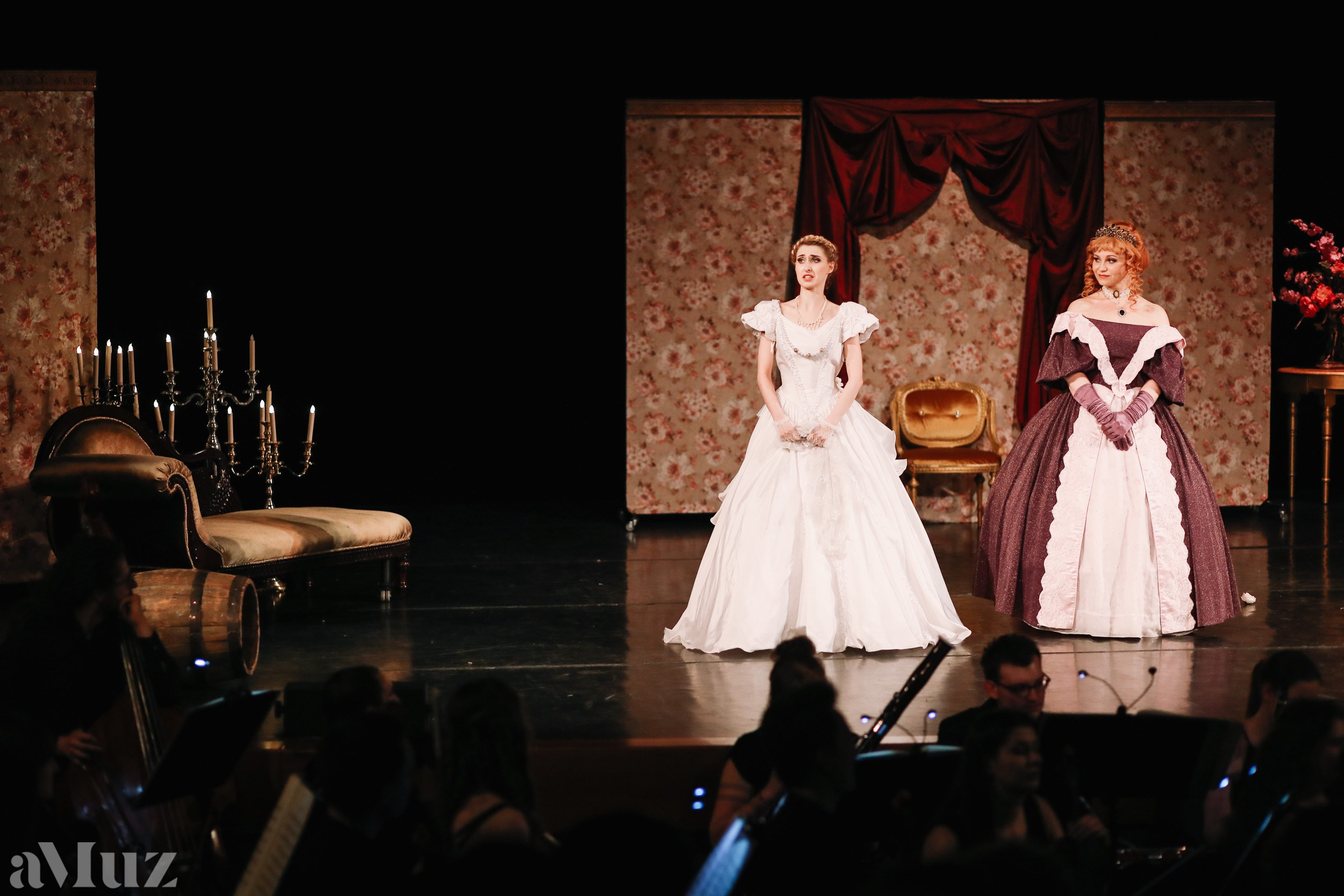 Opera Łąkowa. Fotograf Ślubny Warszawa - Sesje Biznesowe Rodzinne Eventy