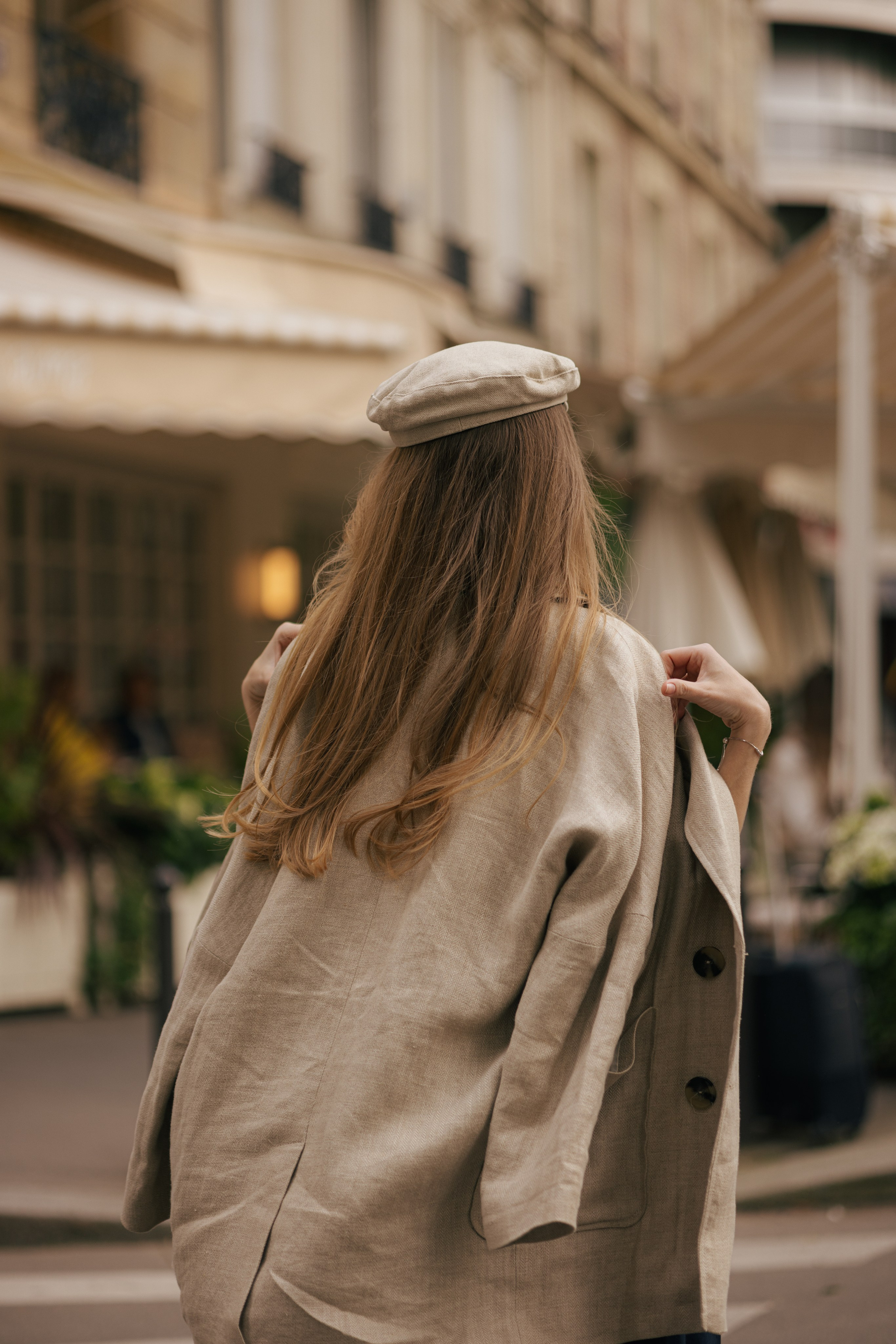 Couple, Family & Portrait Photo Sessions in Paris. Photographer Khrystyna Voronova