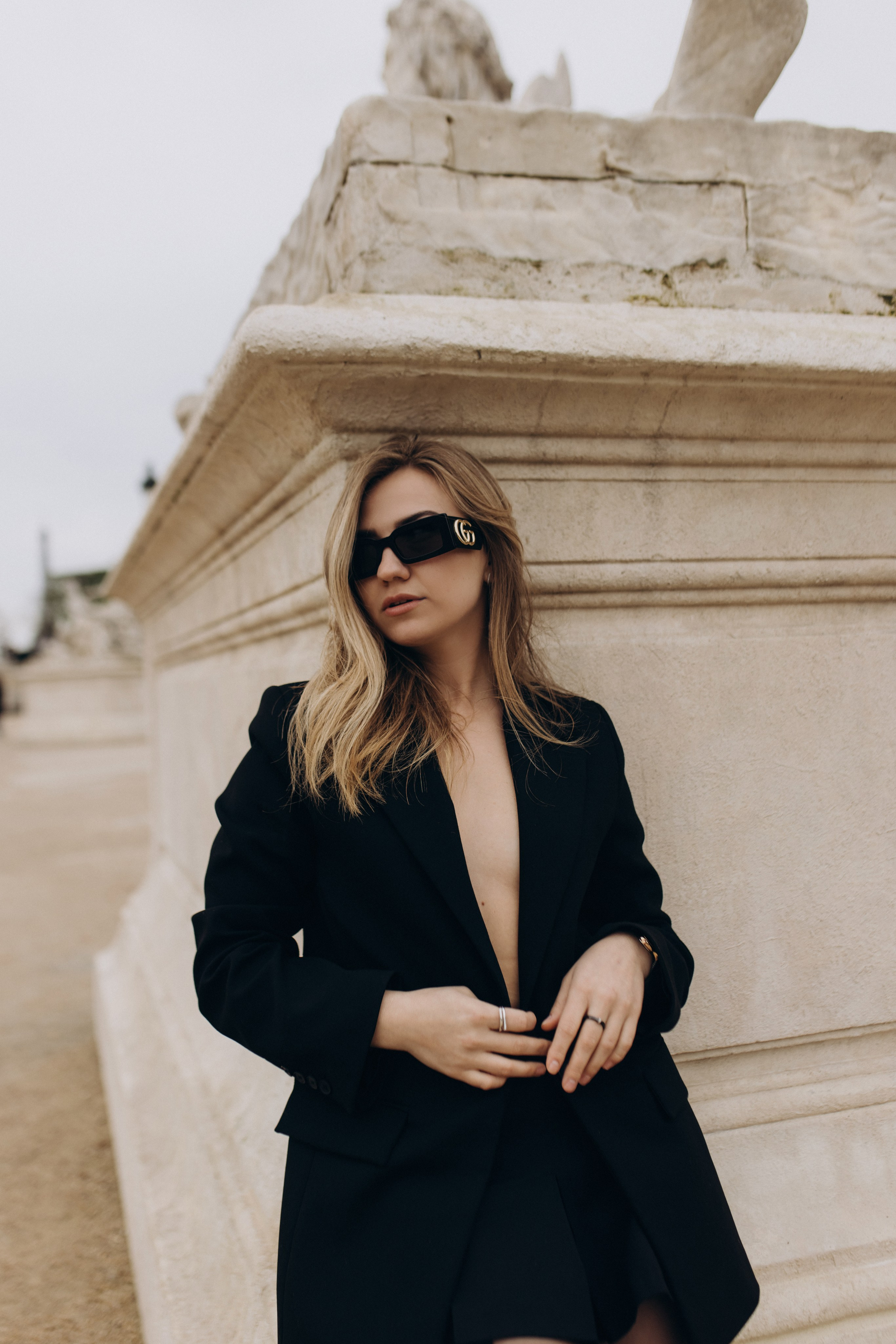 Couple, Family & Portrait Photo Sessions in Paris. Photographer Khrystyna Voronova