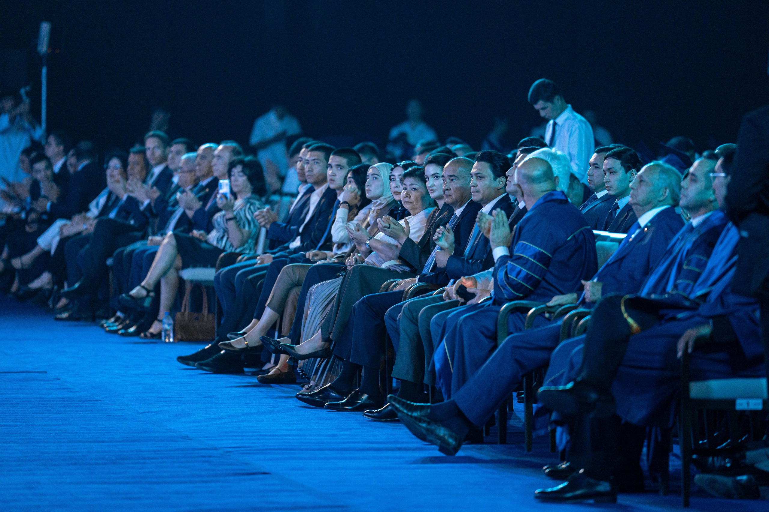 Как Central Asian University провёл одну из самых ярких выпускных церемоний. Георгий Намазов | Фотограф в Ташкенте