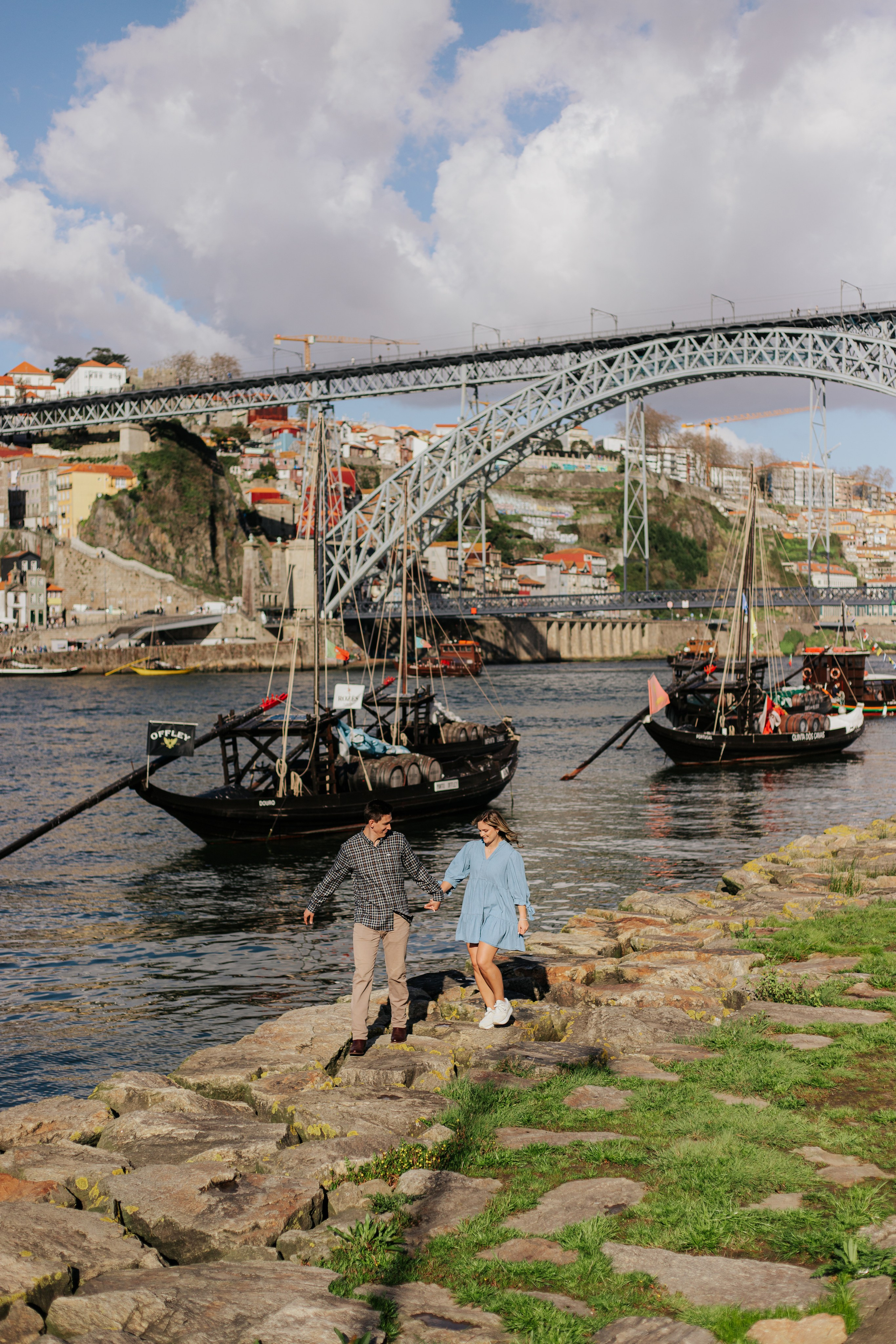 Jamie Gregg. Davi Valente