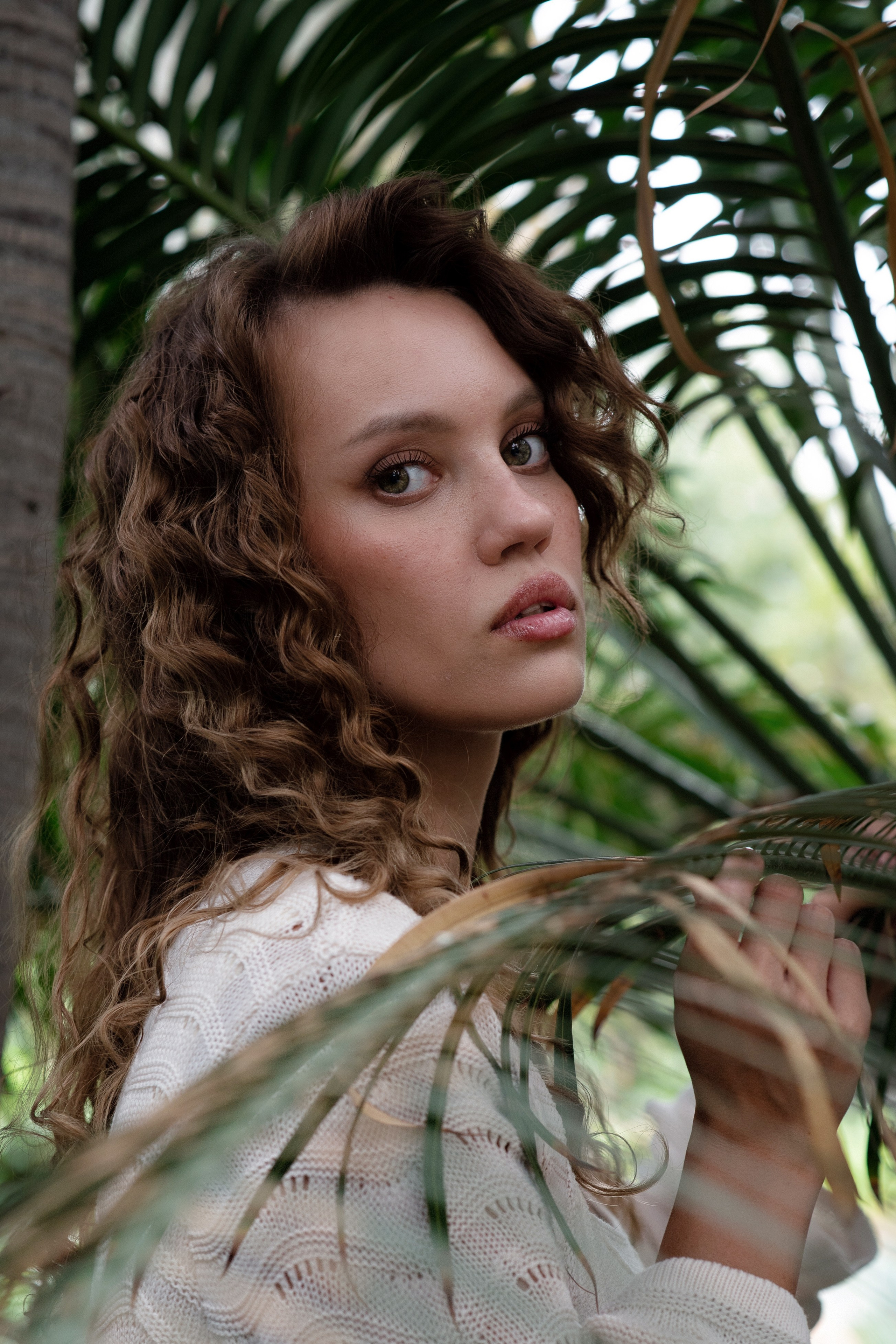 Personal Photoshoot in Abu Dhabi — Portraits That Reflect You. Mariia Safronova is your photographer in Abu Dhabi and Dubai