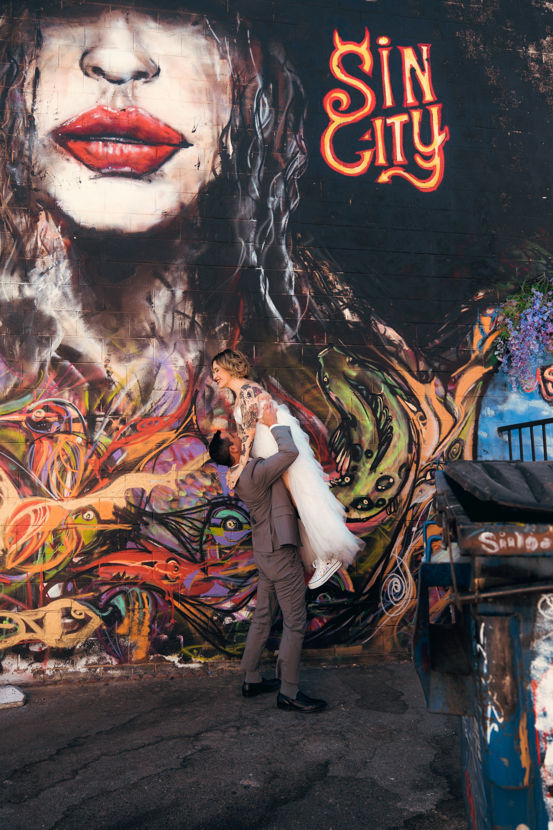 Dylan&Chanin. Wedding & elopement photographer Viktoriya Kravtsov. Las Vegas