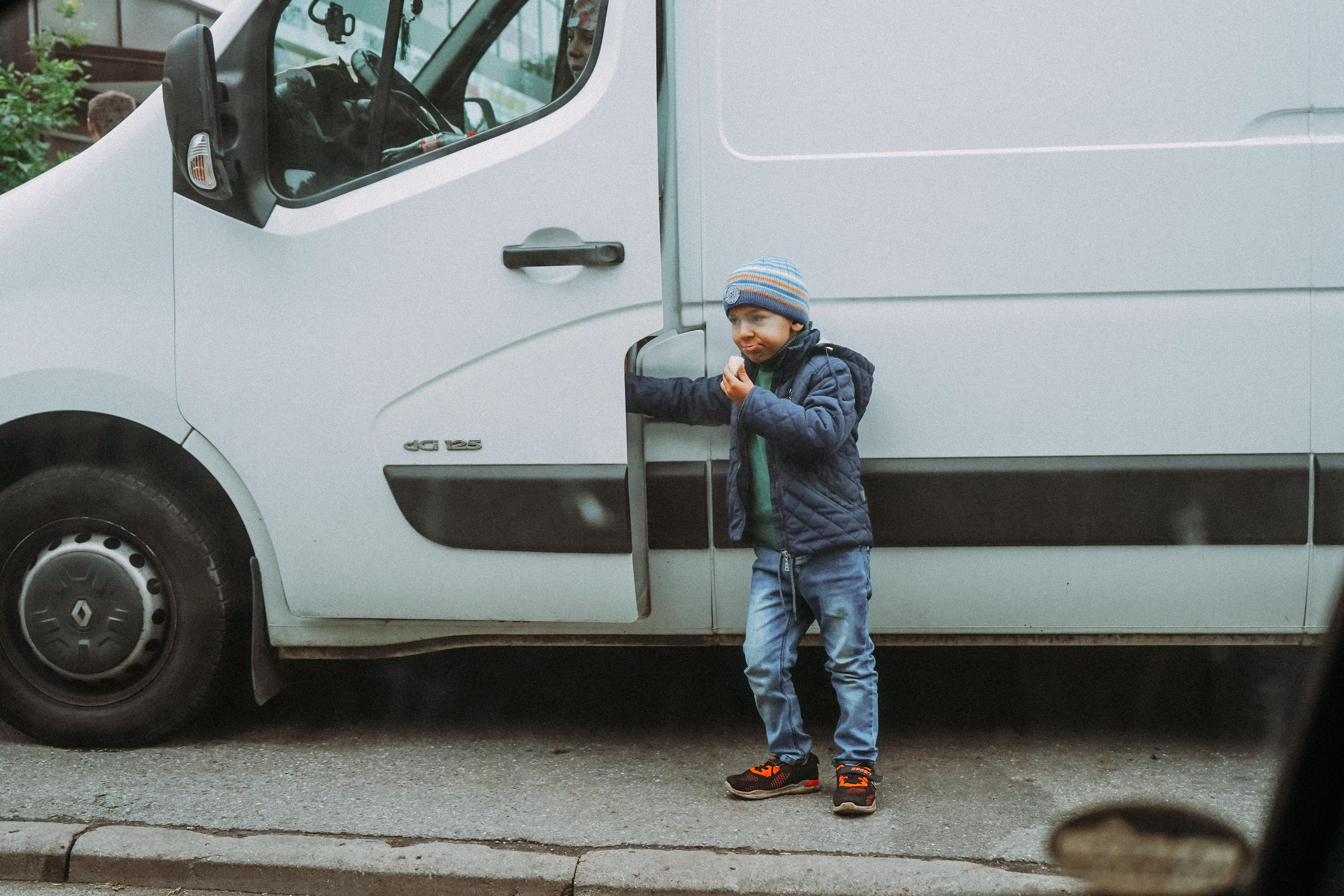 2021. Стрит-фотография, полная абсурда, идиотизма и красоты
