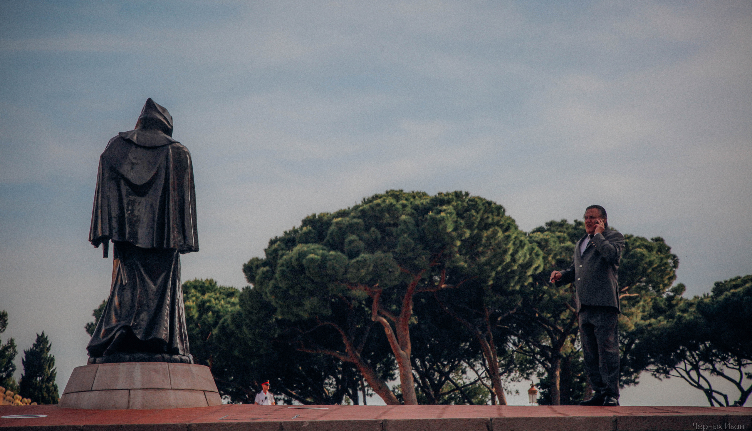 ФРАНЦИЯ. Стрит-фотография, полная абсурда, идиотизма и красоты