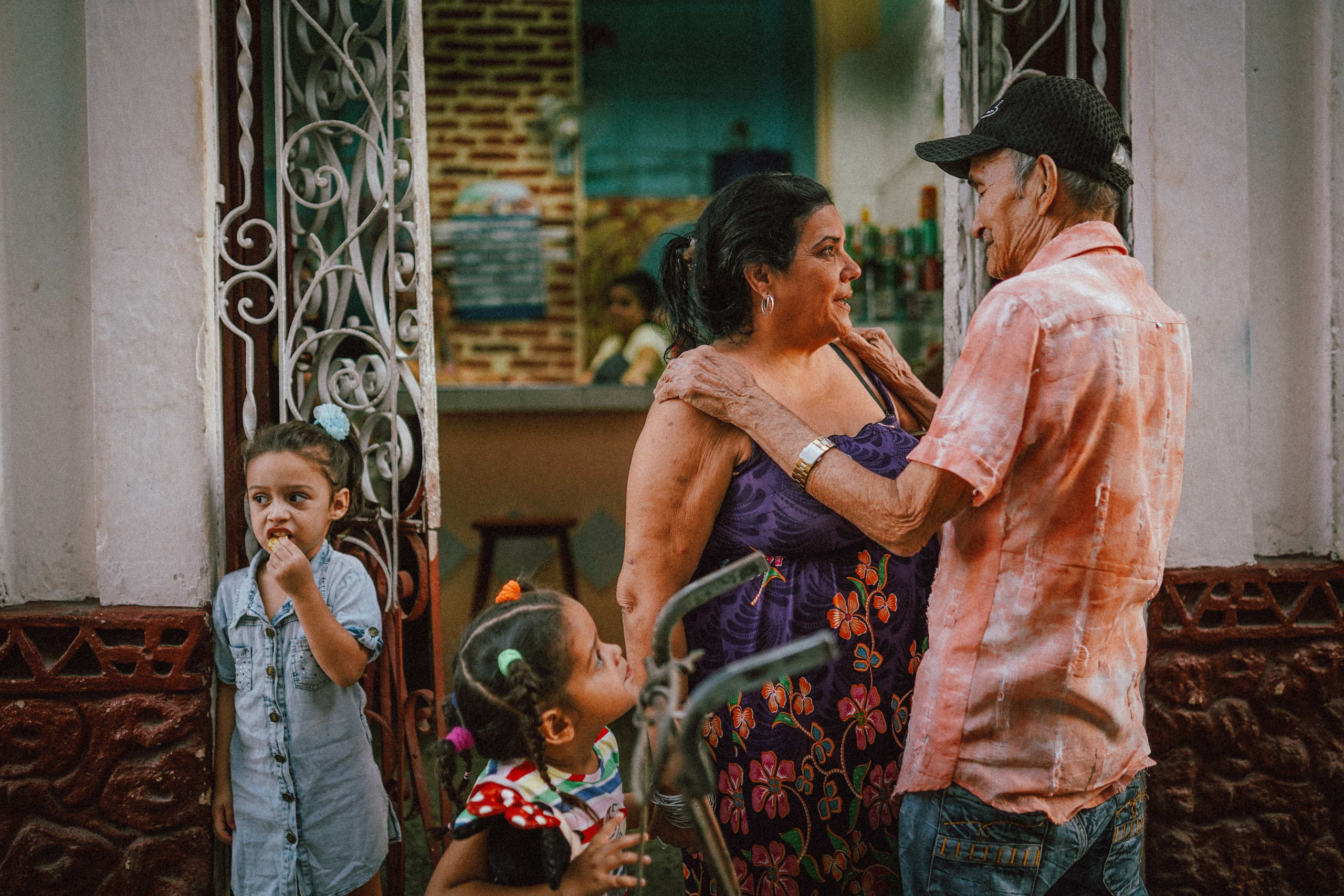 КУБА. Стрит-фотография, полная абсурда, идиотизма и красоты