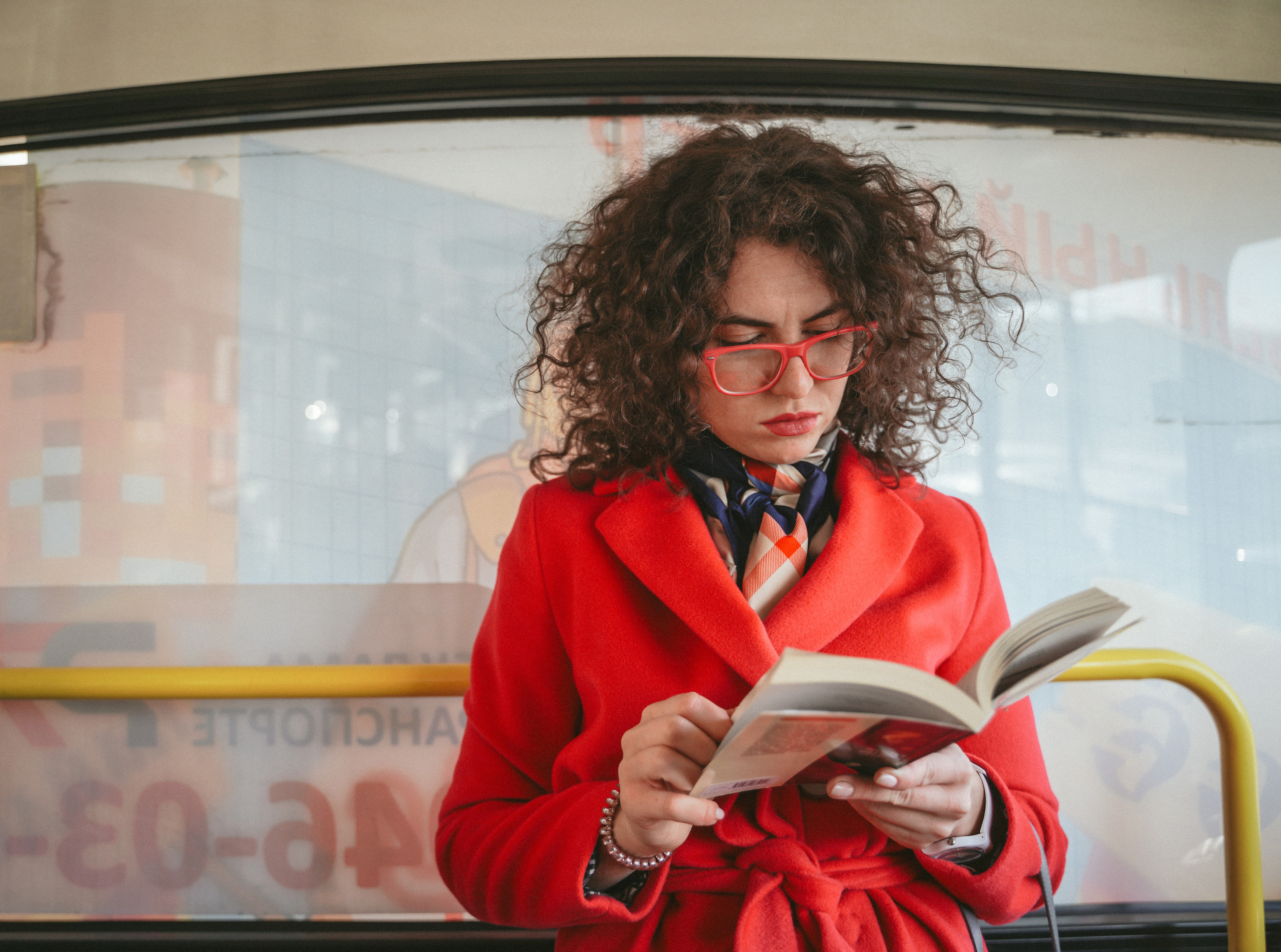 2019. Стрит-фотография, полная абсурда, идиотизма и красоты