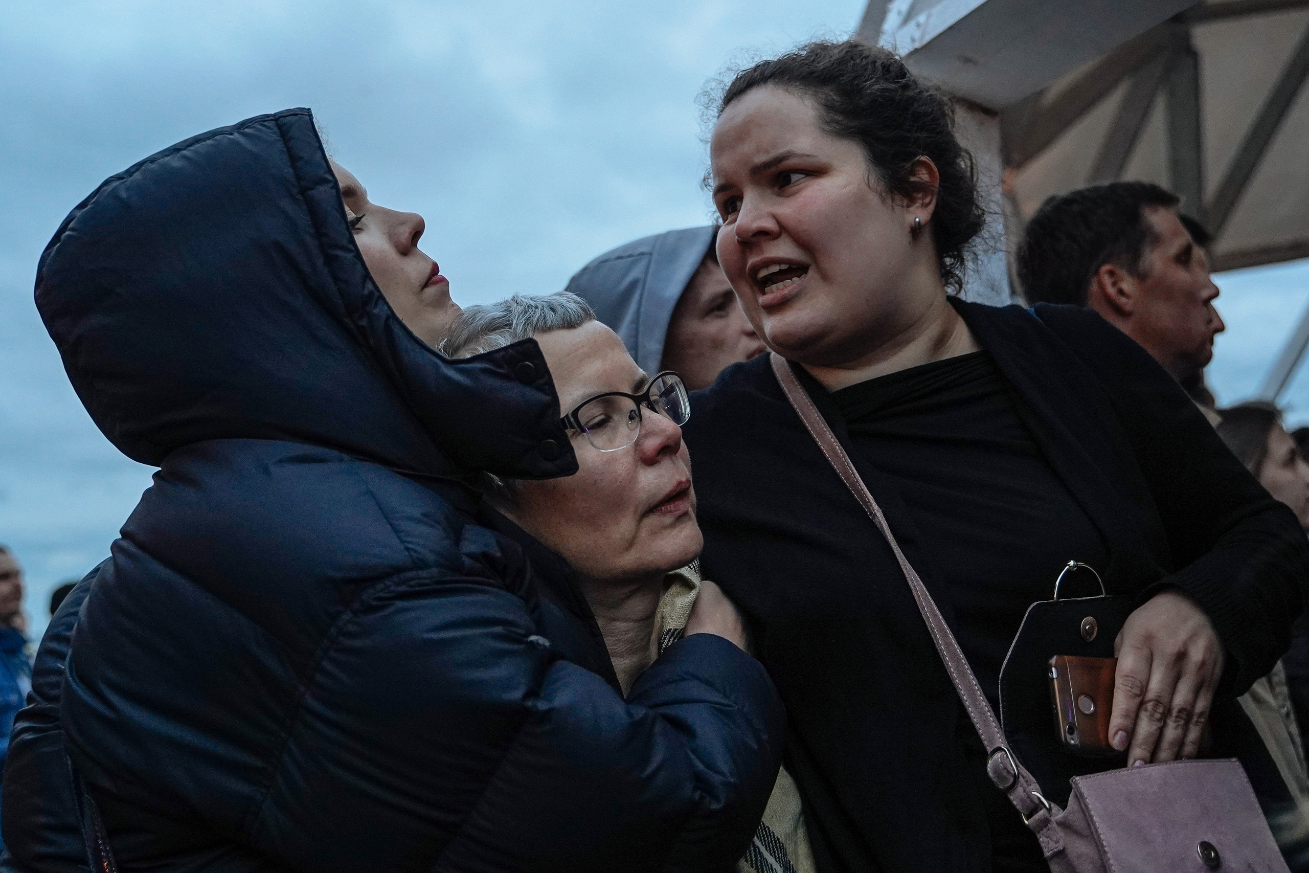 2019. Стрит-фотография, полная абсурда, идиотизма и красоты