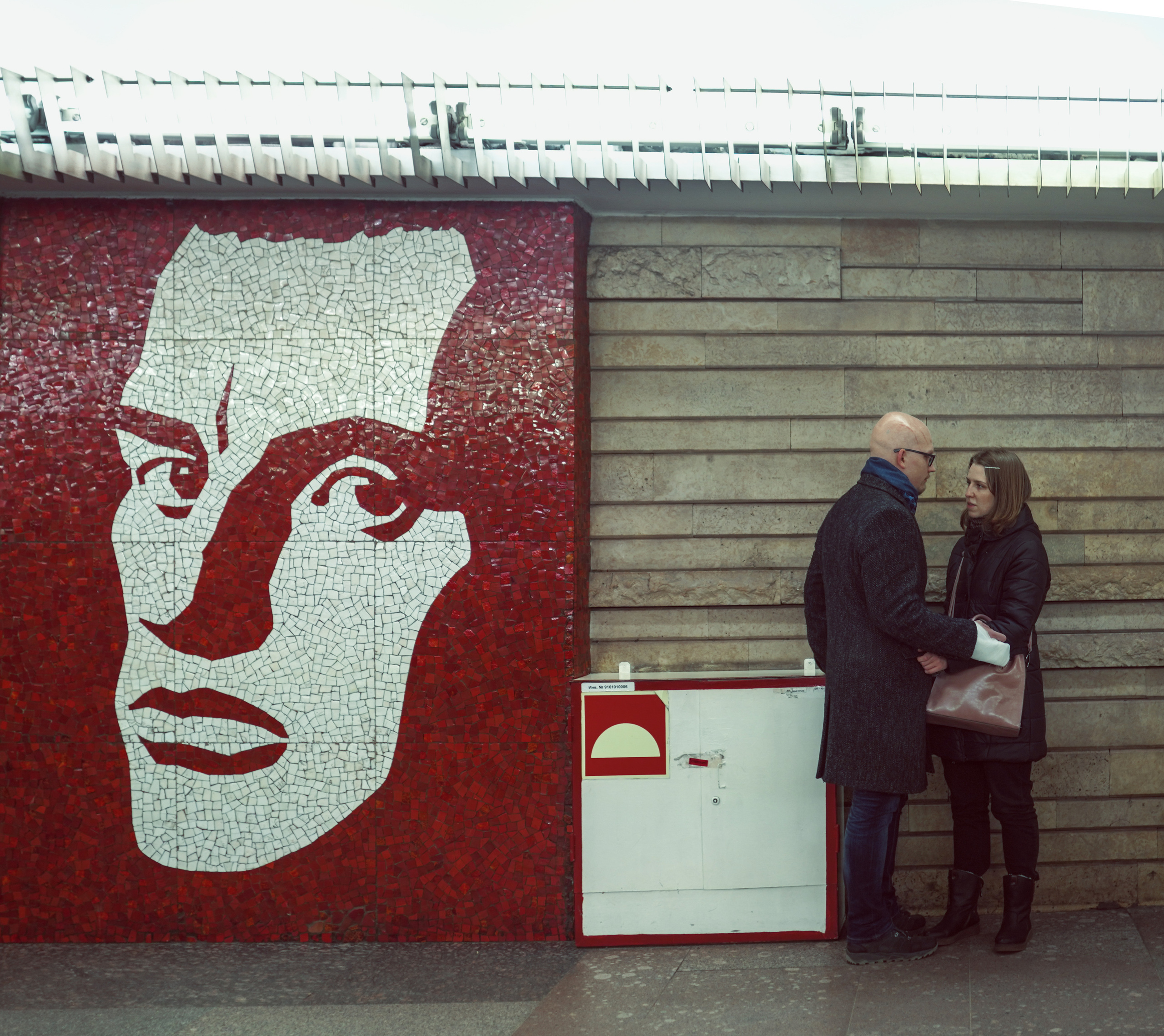 2020. Стрит-фотография, полная абсурда, идиотизма и красоты