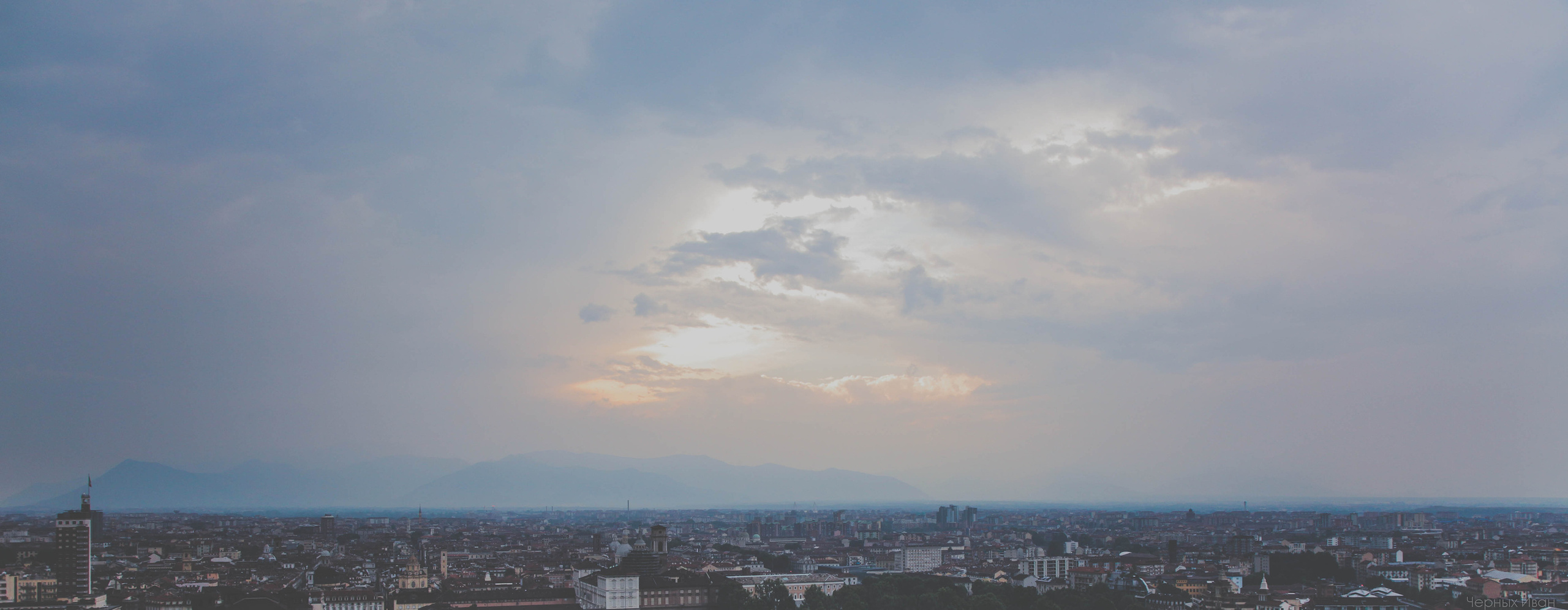 ПЕЙЗАЖИ. Стрит-фотография, полная абсурда, идиотизма и красоты