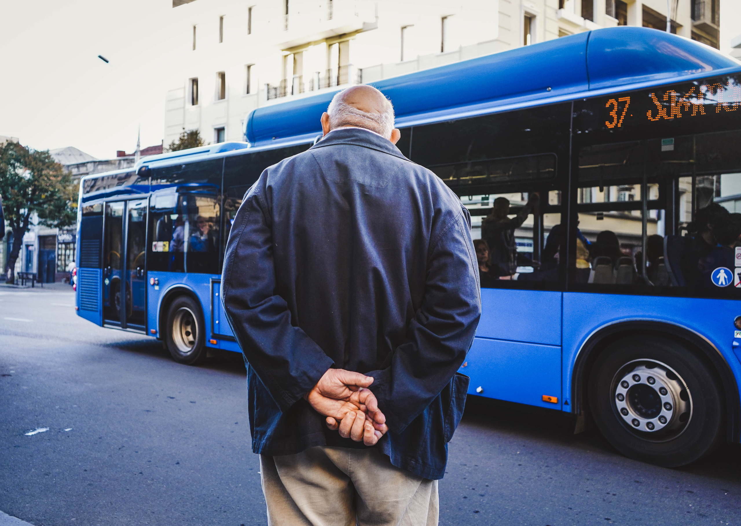 ГРУЗИЯ. Стрит-фотография, полная абсурда, идиотизма и красоты