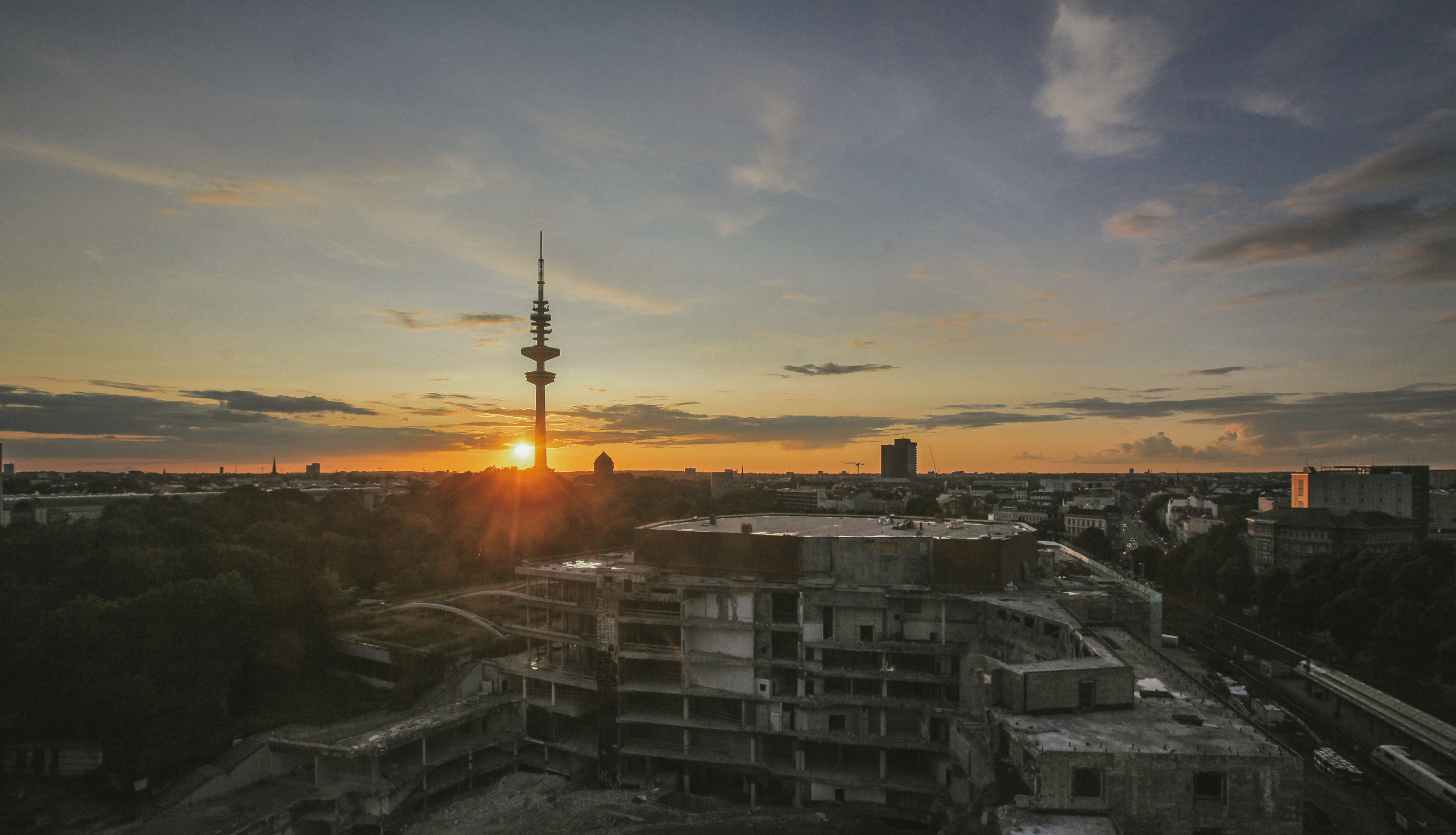 ГЕРМАНИЯ. Стрит-фотография, полная абсурда, идиотизма и красоты