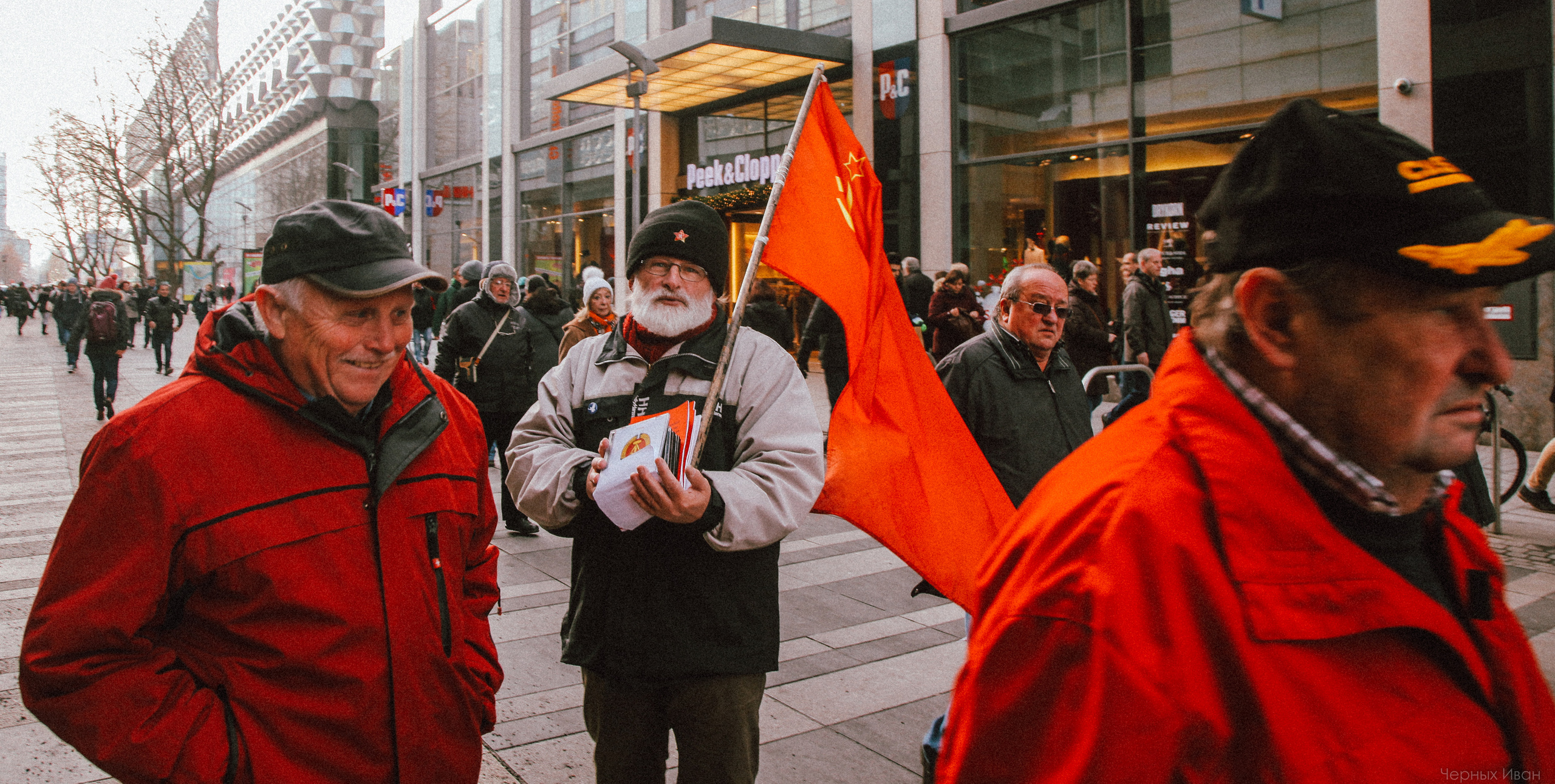 ГЕРМАНИЯ. Стрит-фотография, полная абсурда, идиотизма и красоты