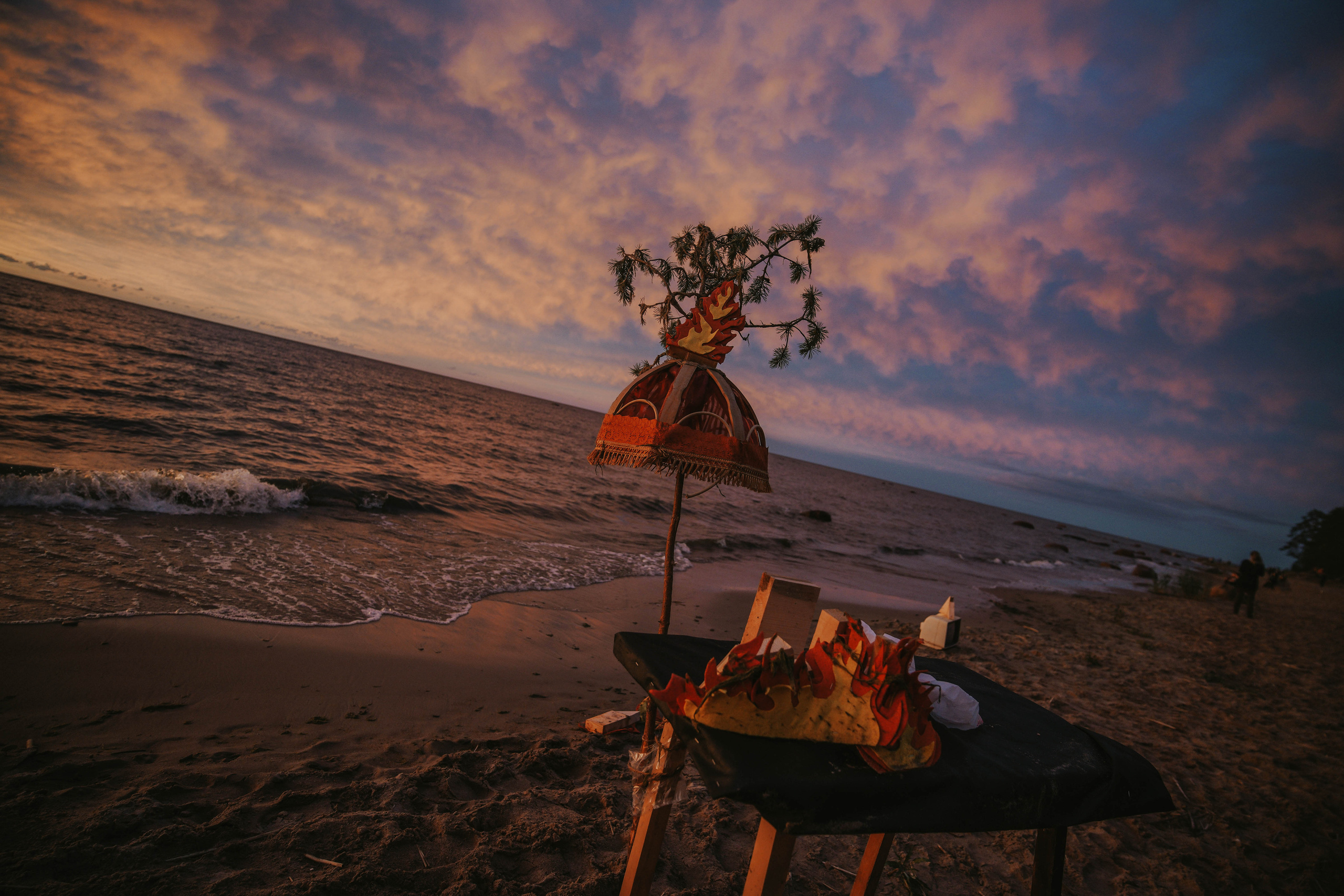 2022. Стрит-фотография, полная абсурда, идиотизма и красоты