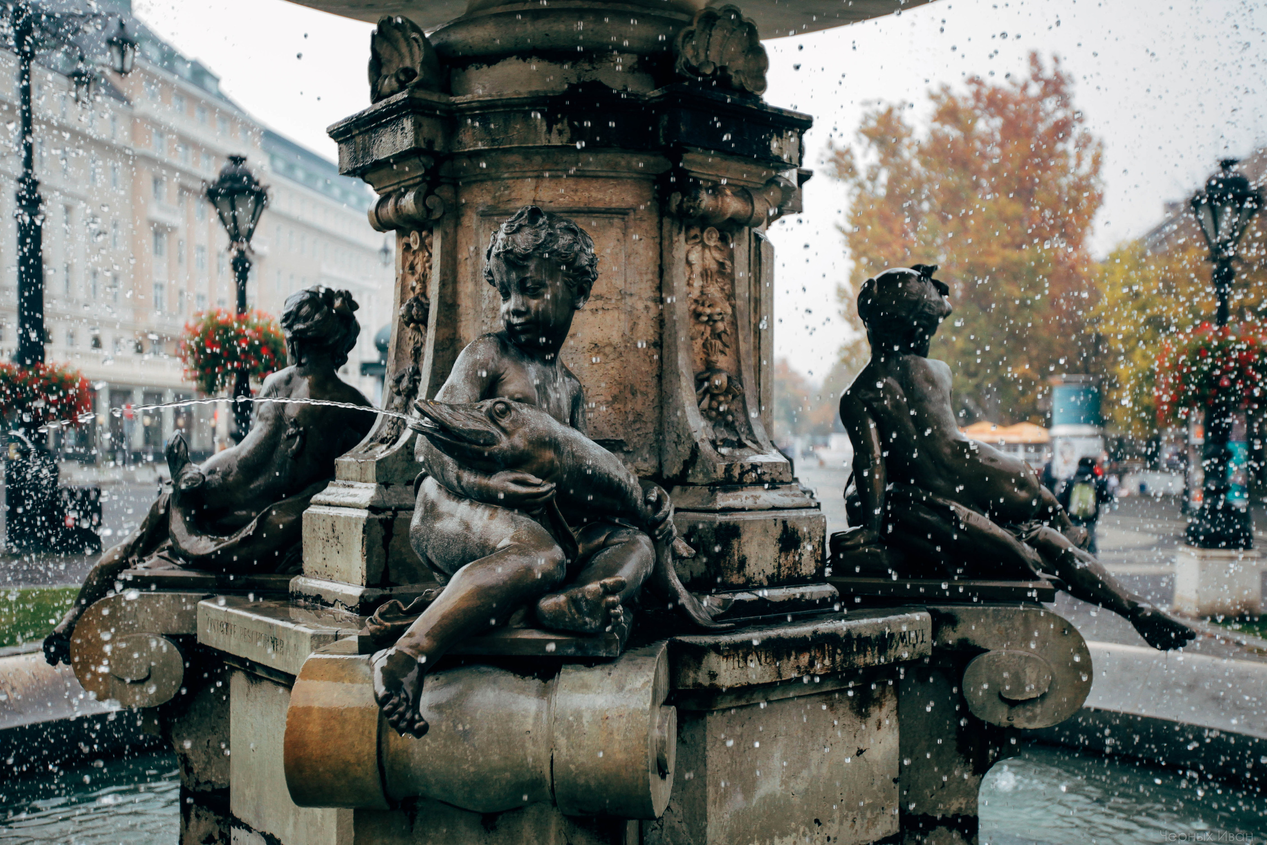 БРАТИСЛАВА. Стрит-фотография, полная абсурда, идиотизма и красоты