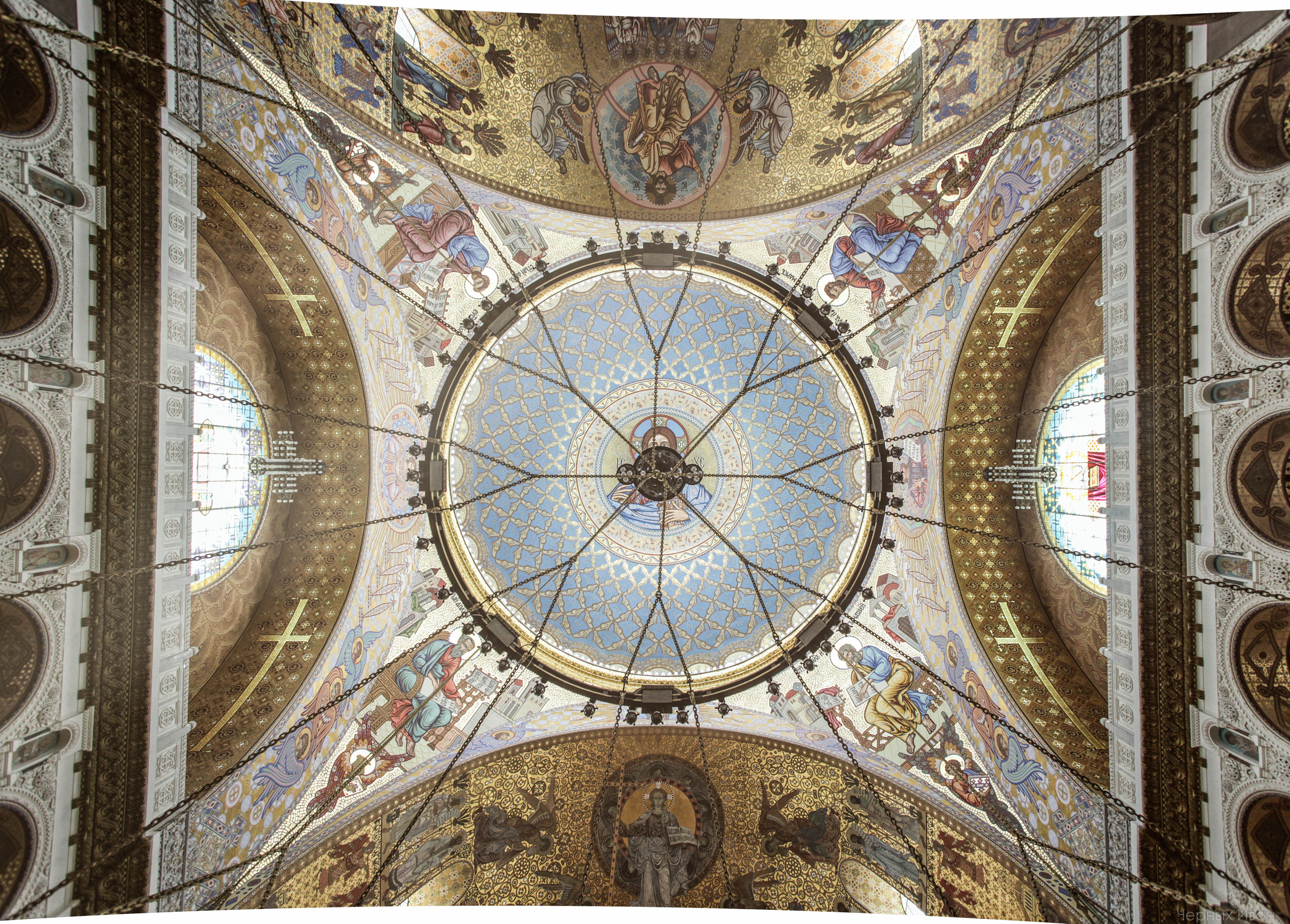 2014. Стрит-фотография, полная абсурда, идиотизма и красоты