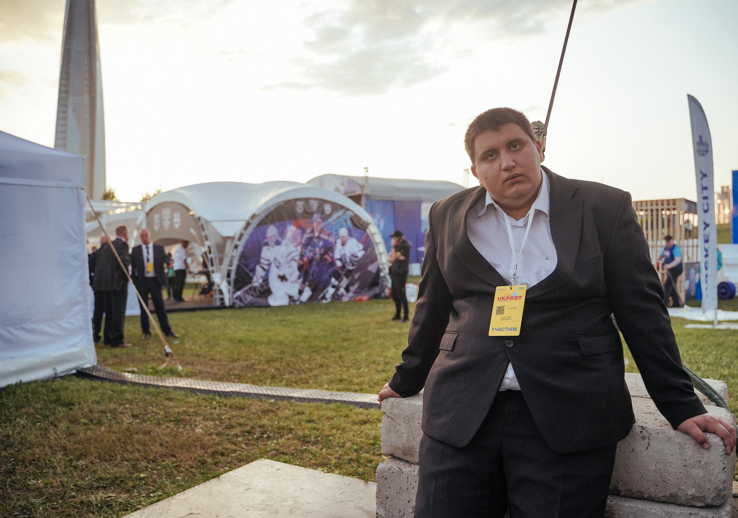 2019. Стрит-фотография, полная абсурда, идиотизма и красоты