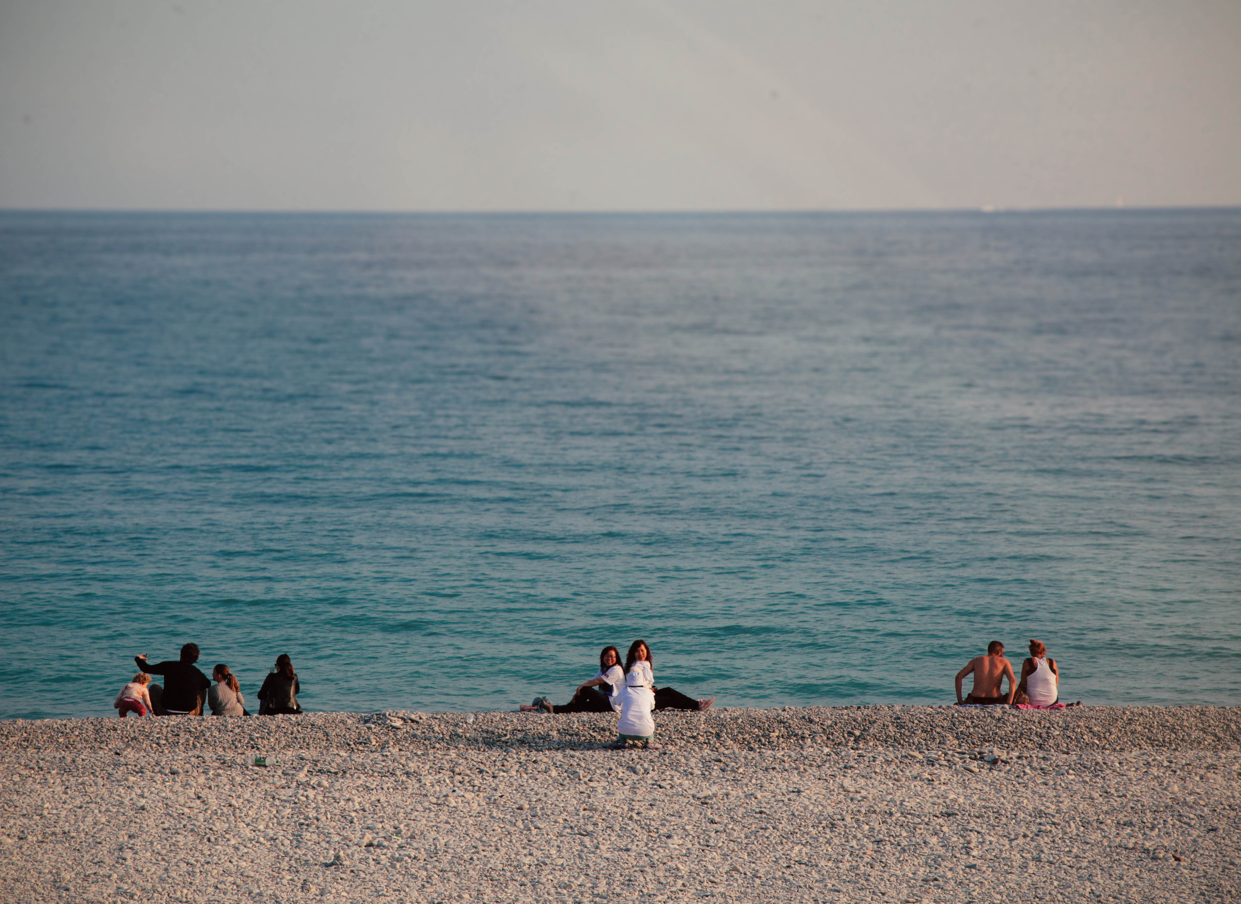 ФРАНЦИЯ. Стрит-фотография, полная абсурда, идиотизма и красоты