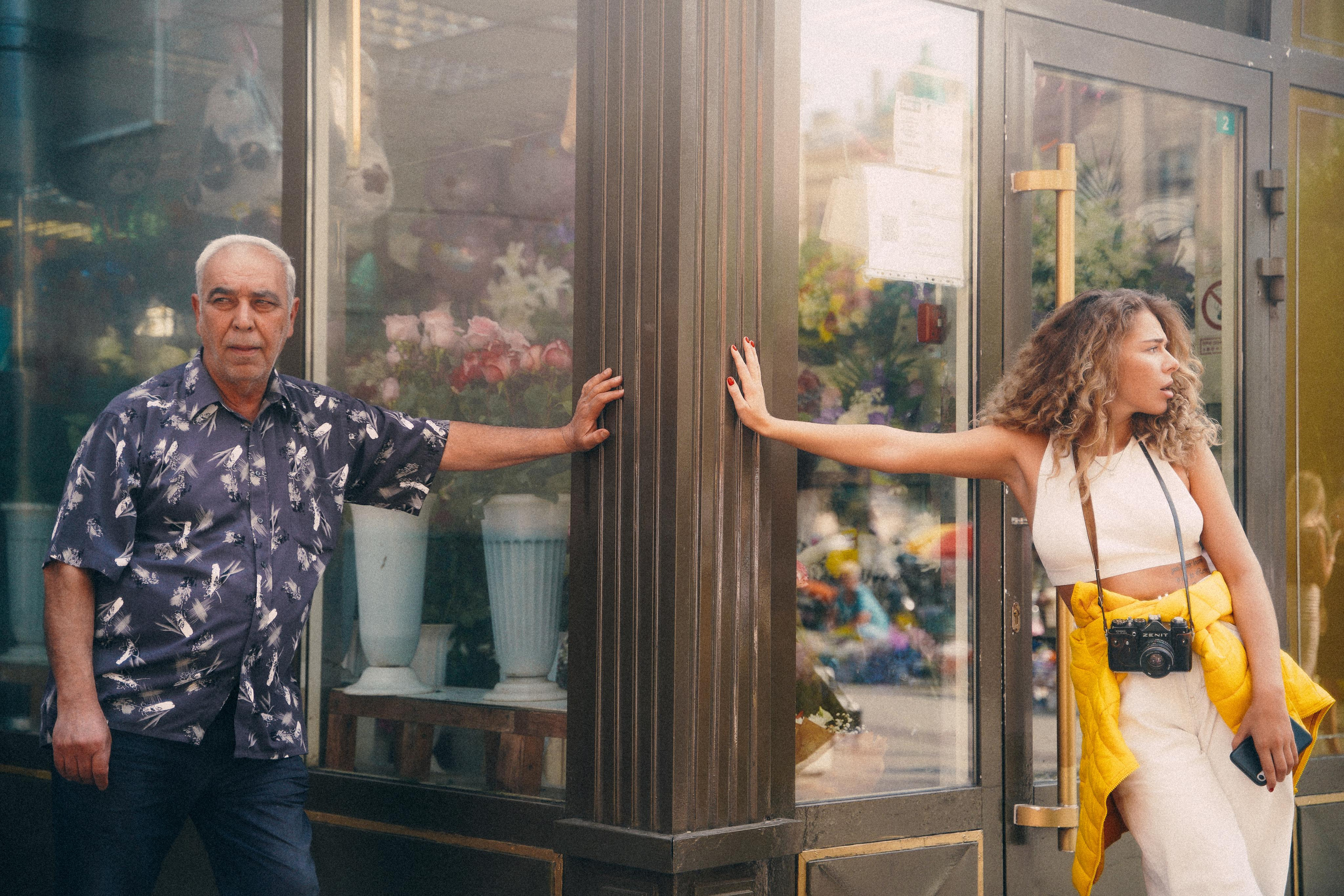 2020. Стрит-фотография, полная абсурда, идиотизма и красоты