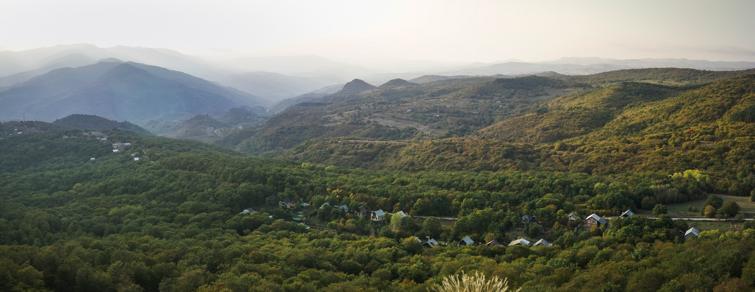 ГРУЗИЯ. Стрит-фотография, полная абсурда, идиотизма и красоты