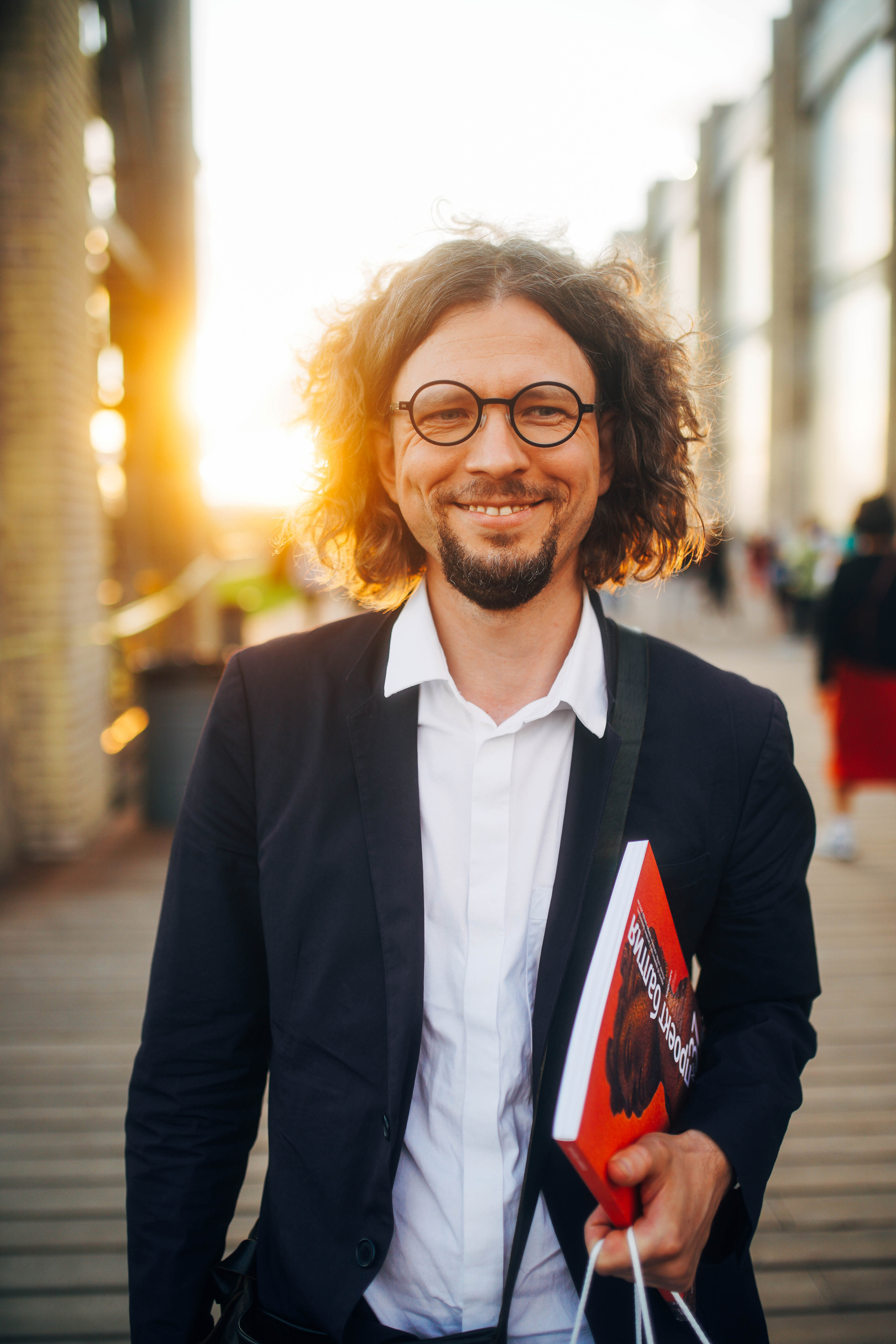 2022. Стрит-фотография, полная абсурда, идиотизма и красоты