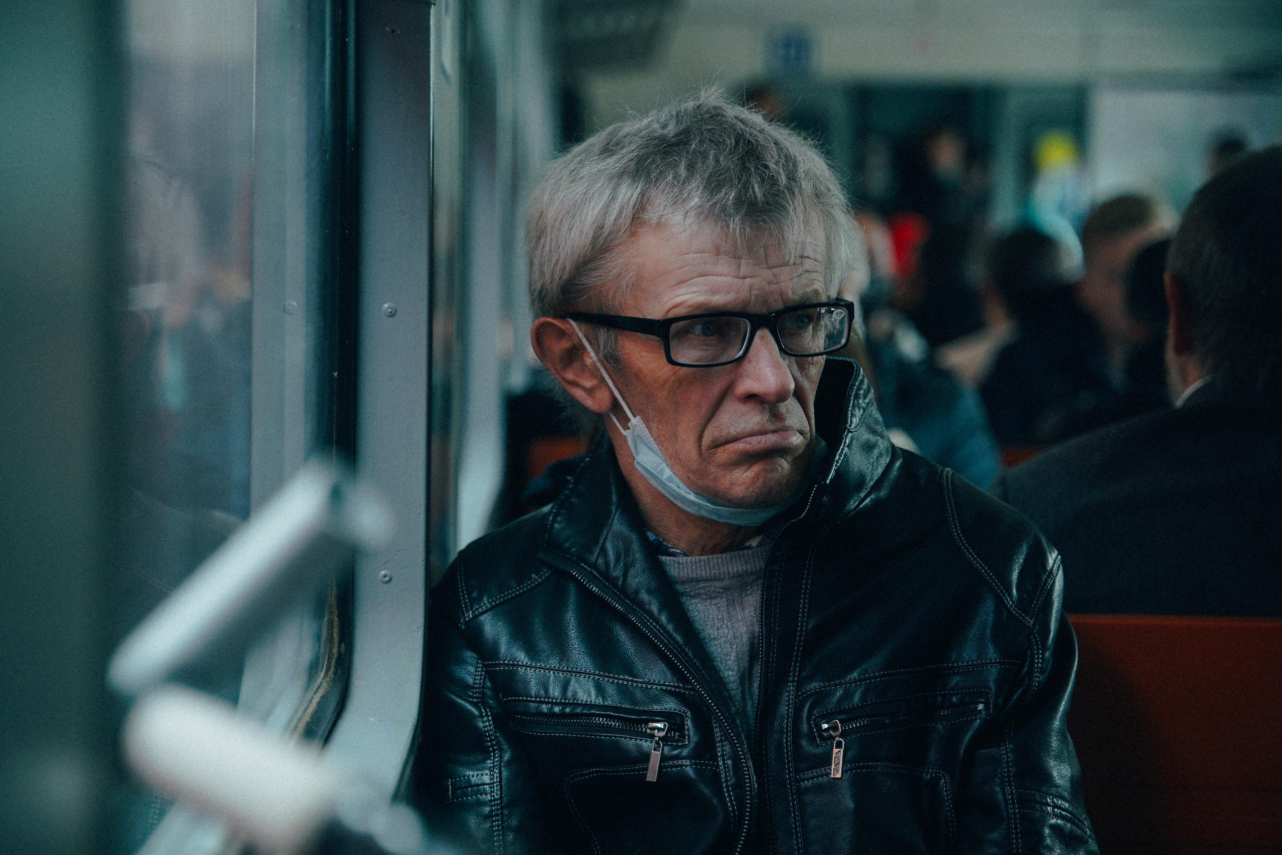 2021. Стрит-фотография, полная абсурда, идиотизма и красоты