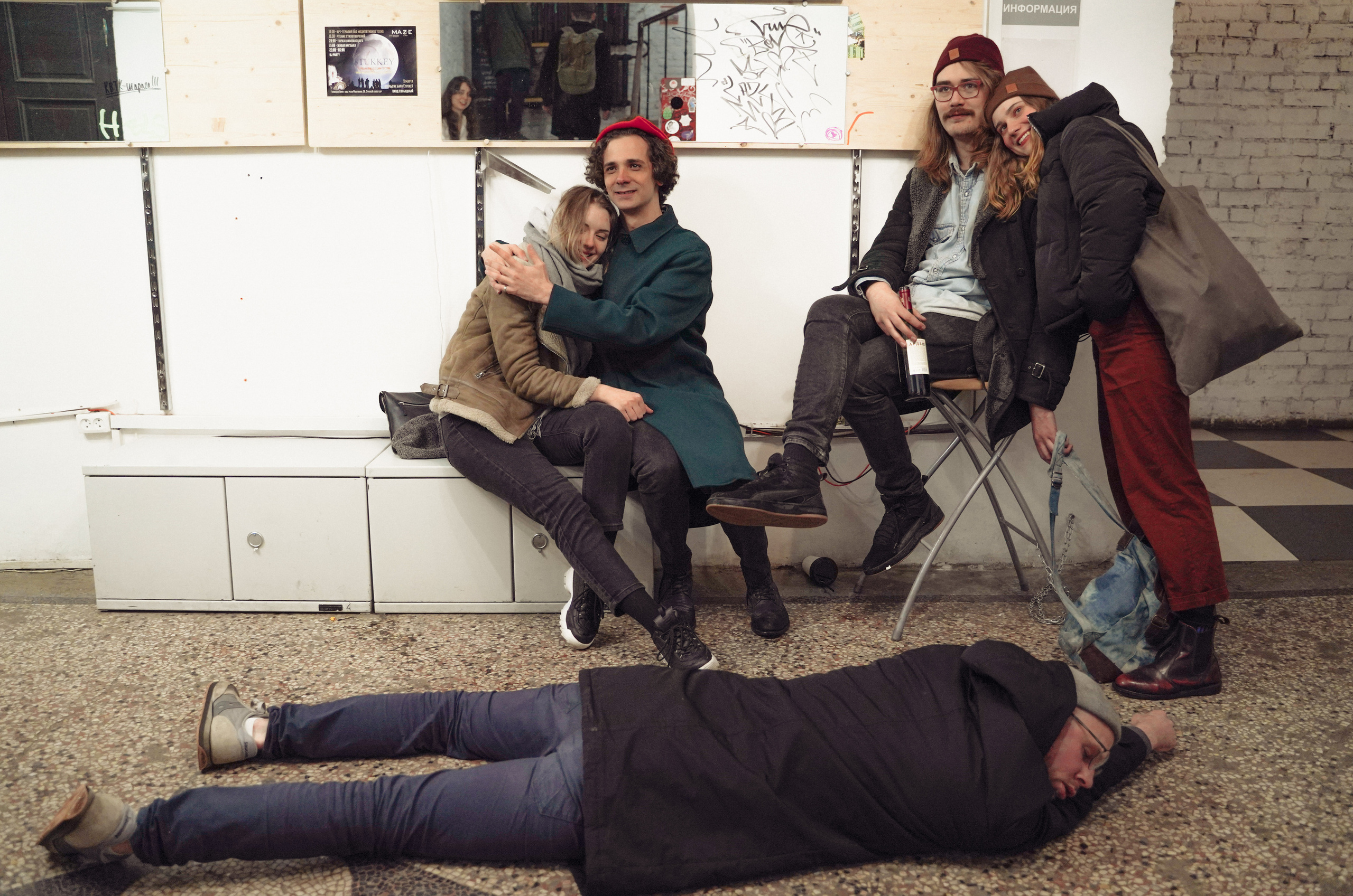 2019. Стрит-фотография, полная абсурда, идиотизма и красоты