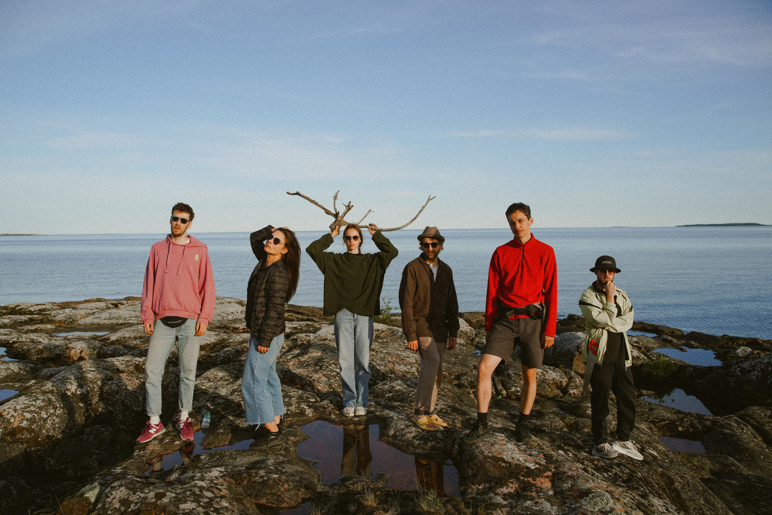 2022. Стрит-фотография, полная абсурда, идиотизма и красоты