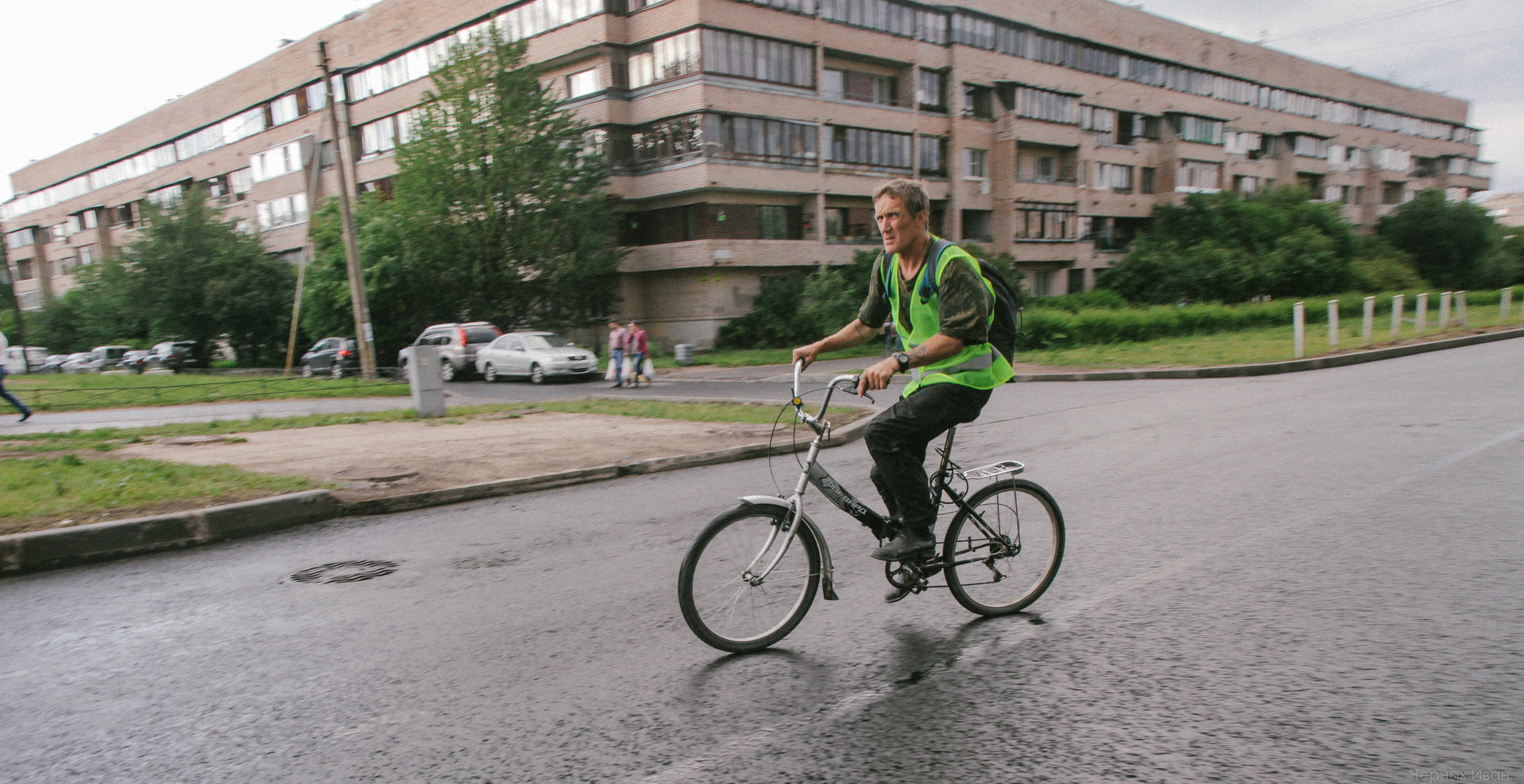 2016. Стрит-фотография, полная абсурда, идиотизма и красоты