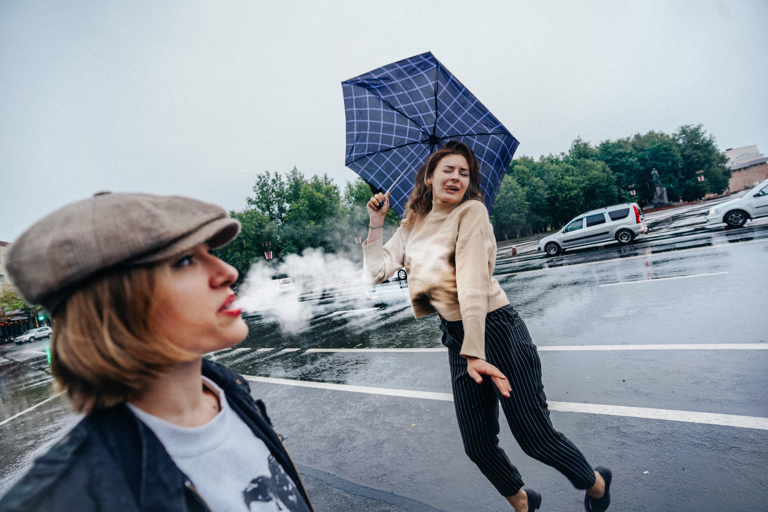 2021. Стрит-фотография, полная абсурда, идиотизма и красоты