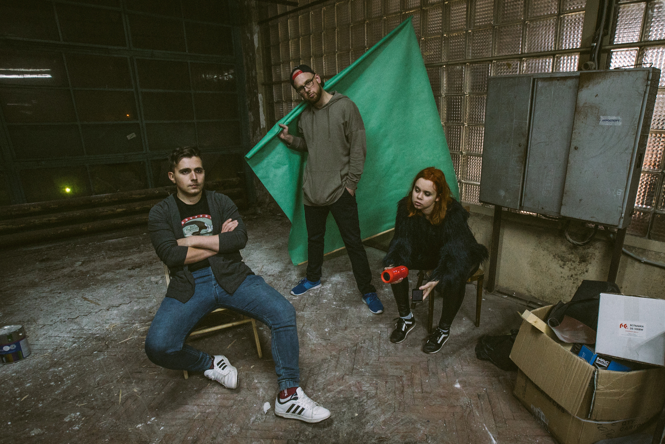 2017. Стрит-фотография, полная абсурда, идиотизма и красоты