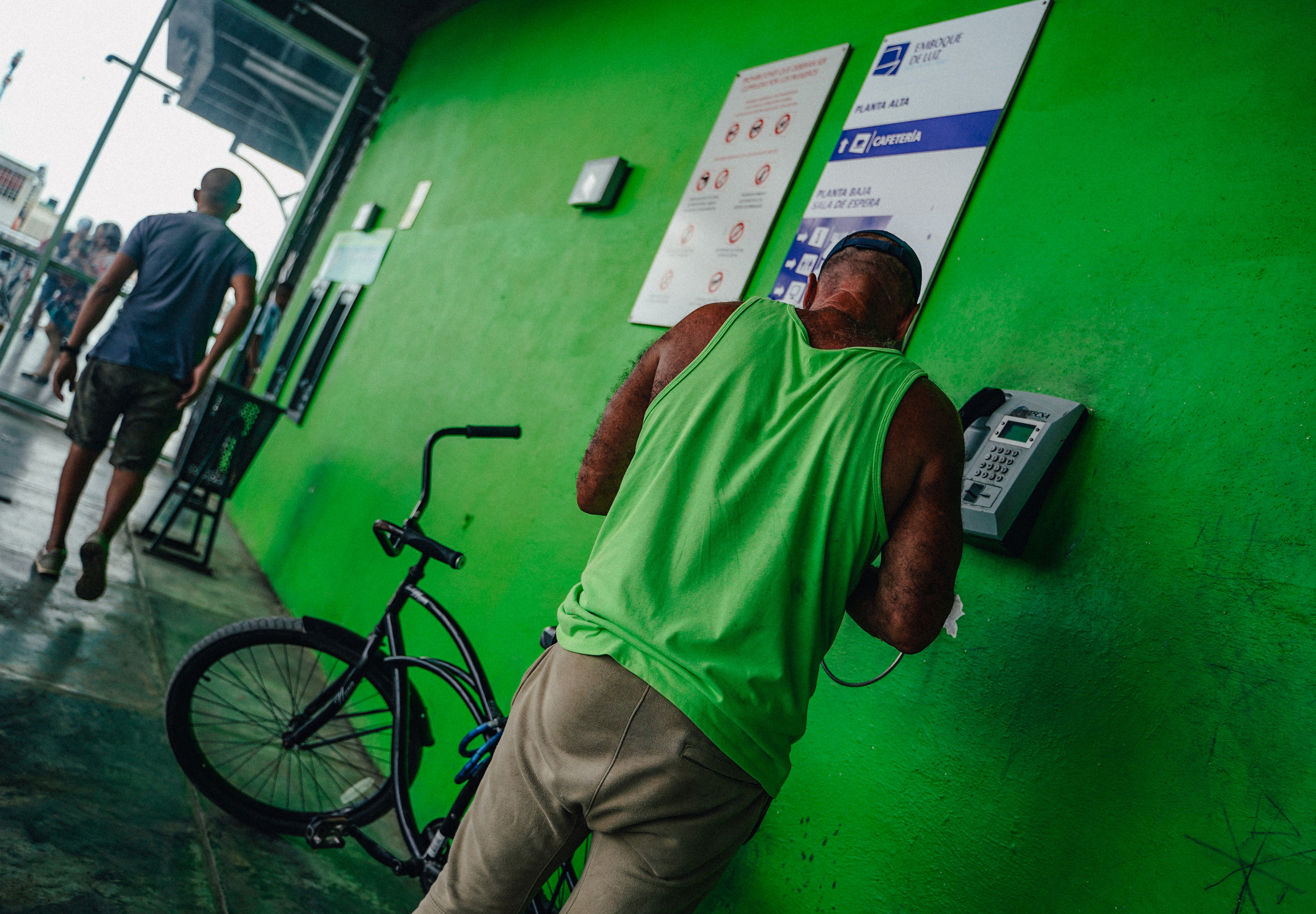 КУБА. Стрит-фотография, полная абсурда, идиотизма и красоты