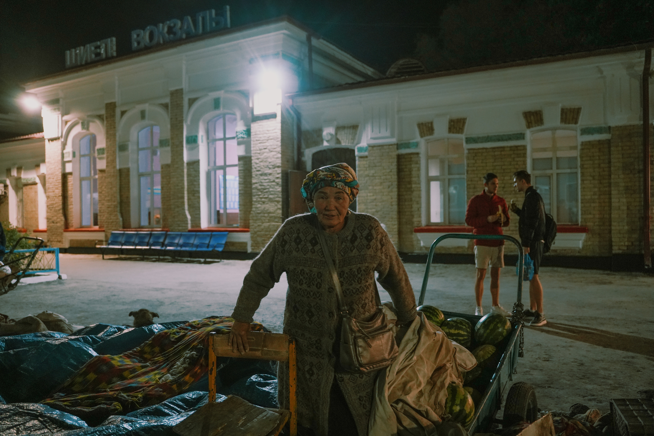 КАЗАХСТАН. Стрит-фотография, полная абсурда, идиотизма и красоты