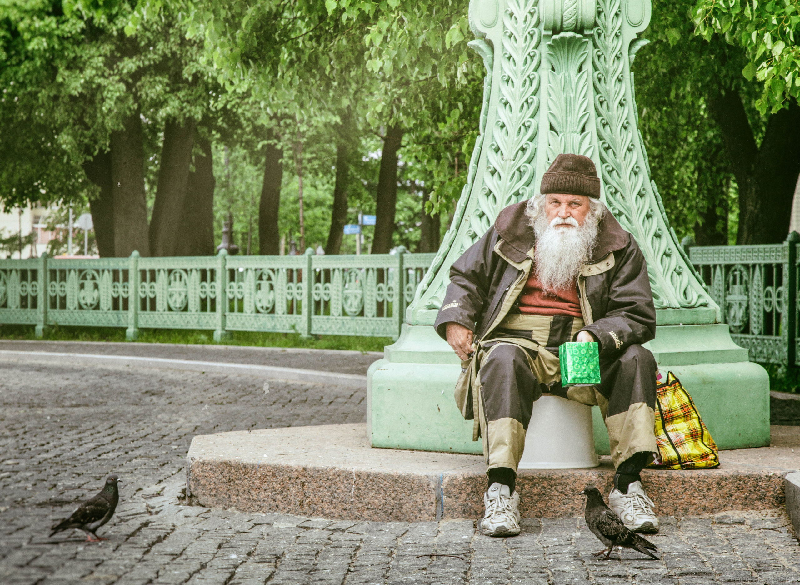2014. Стрит-фотография, полная абсурда, идиотизма и красоты