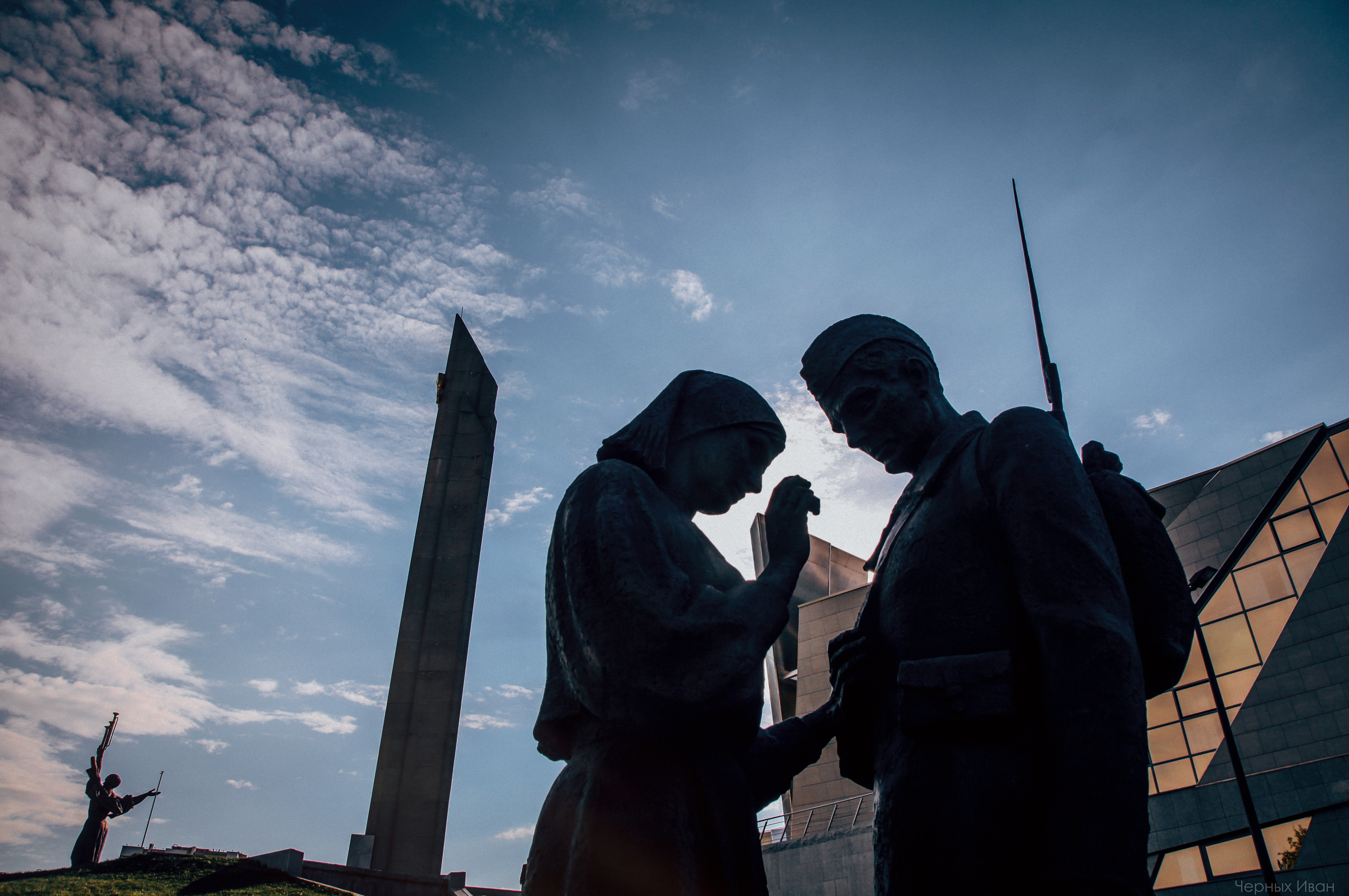 МИНСК. Стрит-фотография, полная абсурда, идиотизма и красоты