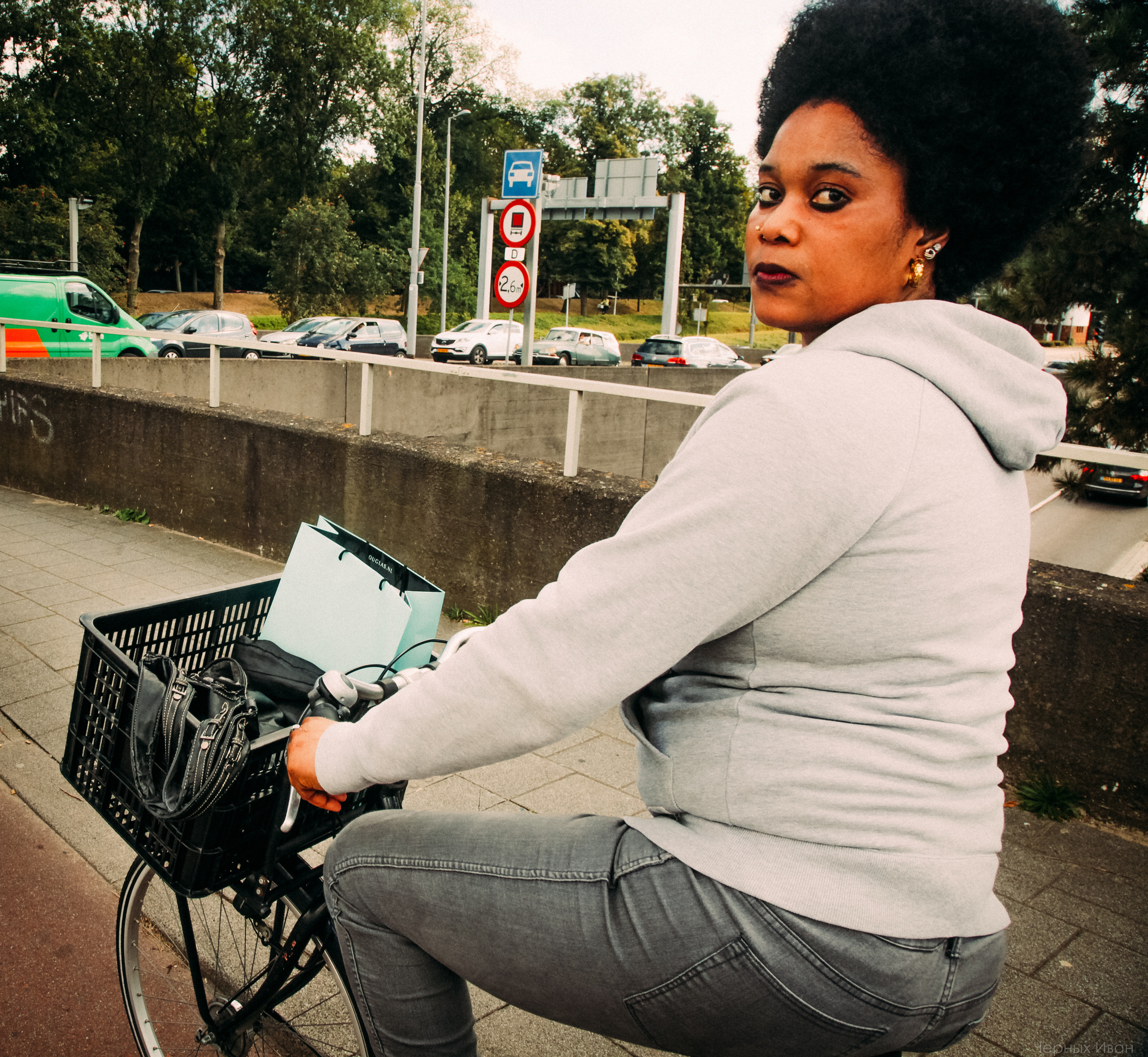 BEST OF. Стрит-фотография, полная абсурда, идиотизма и красоты