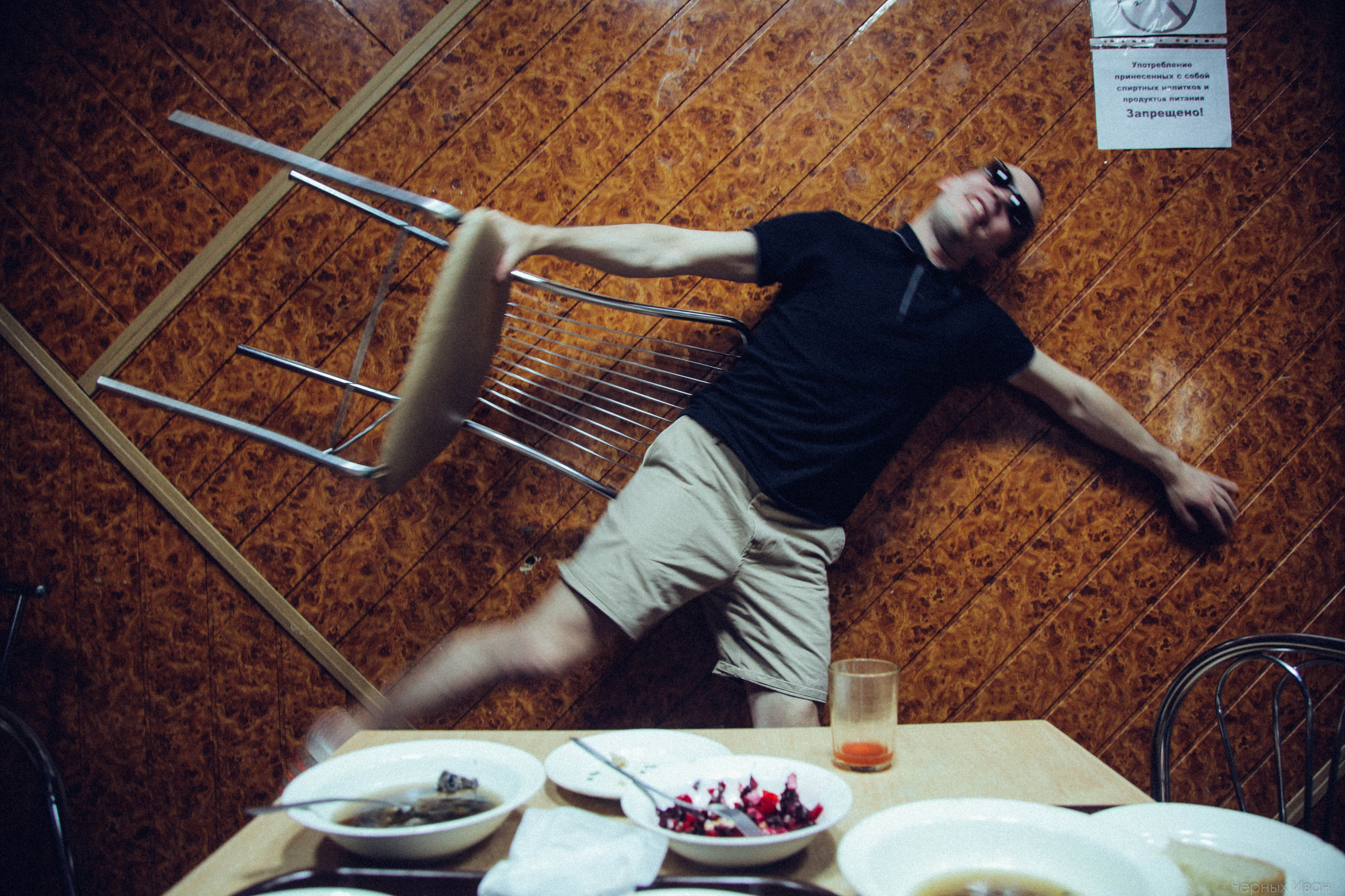 2015. Стрит-фотография, полная абсурда, идиотизма и красоты